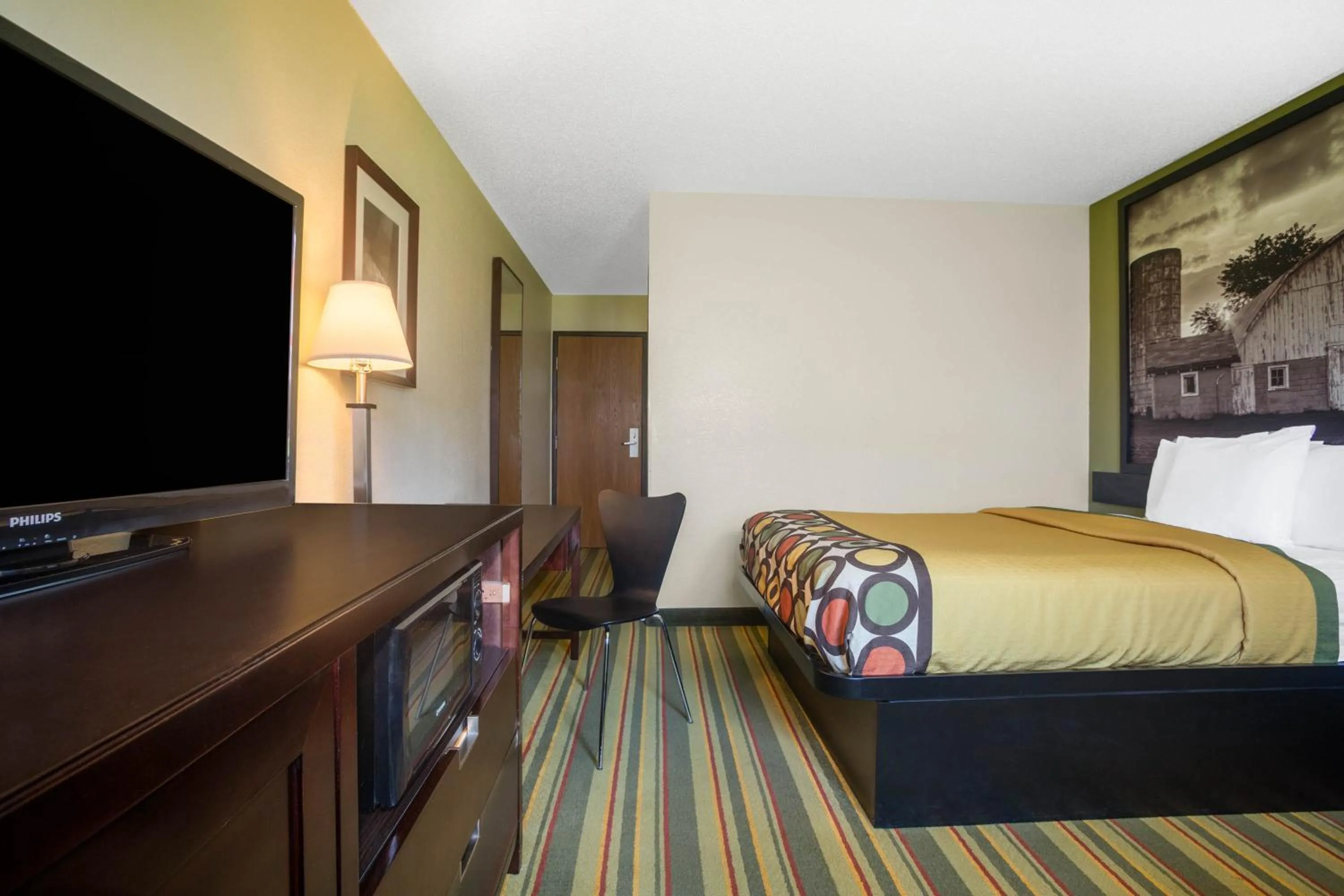 Bed in Super 8 by Wyndham El Dorado
