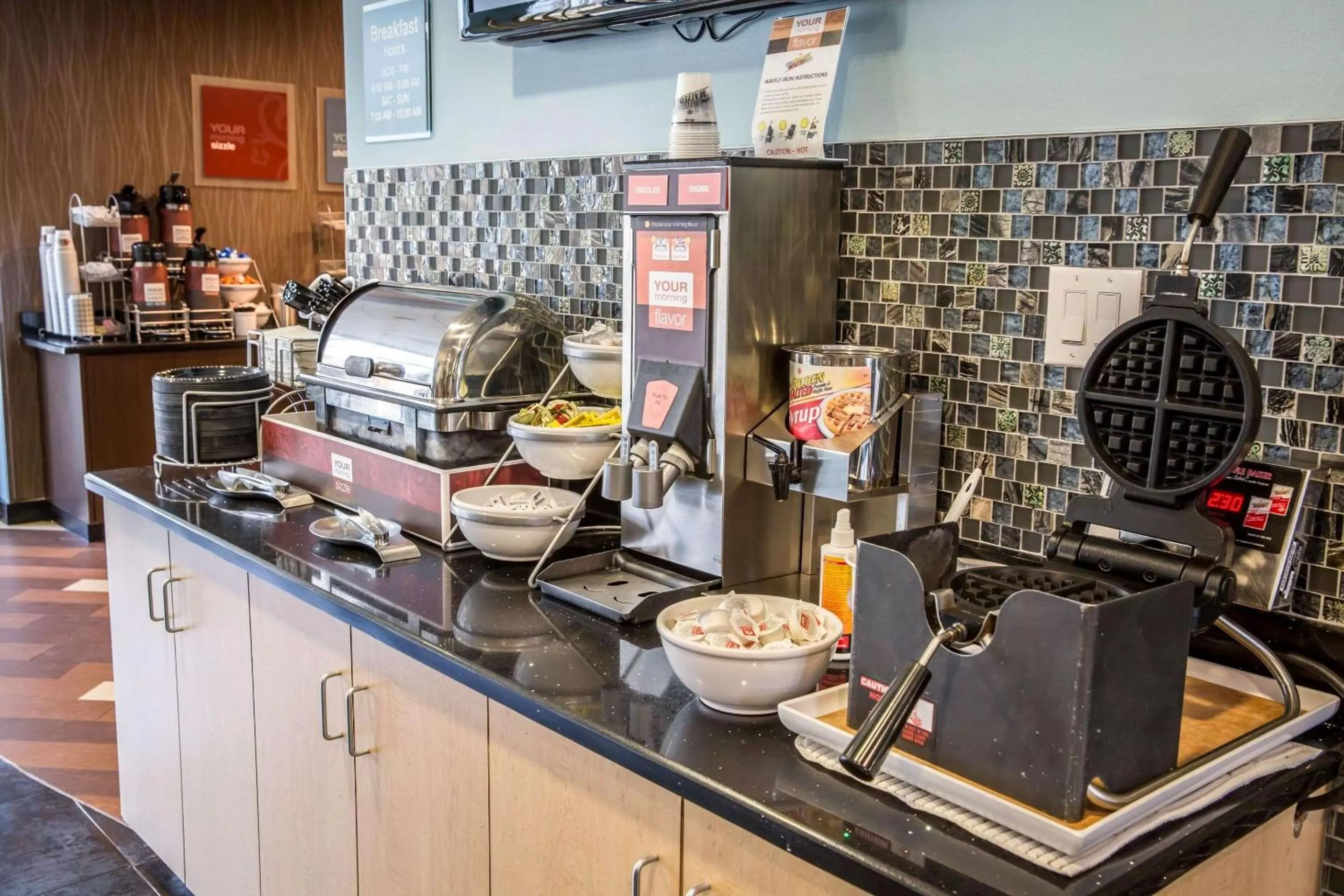 Restaurant/places to eat in Comfort Suites New Bern near Cherry Point