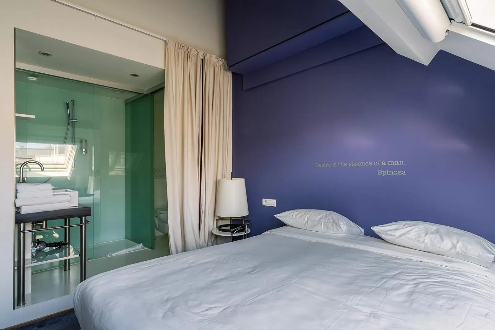 Bed in Smartflats - Pacific Brussels