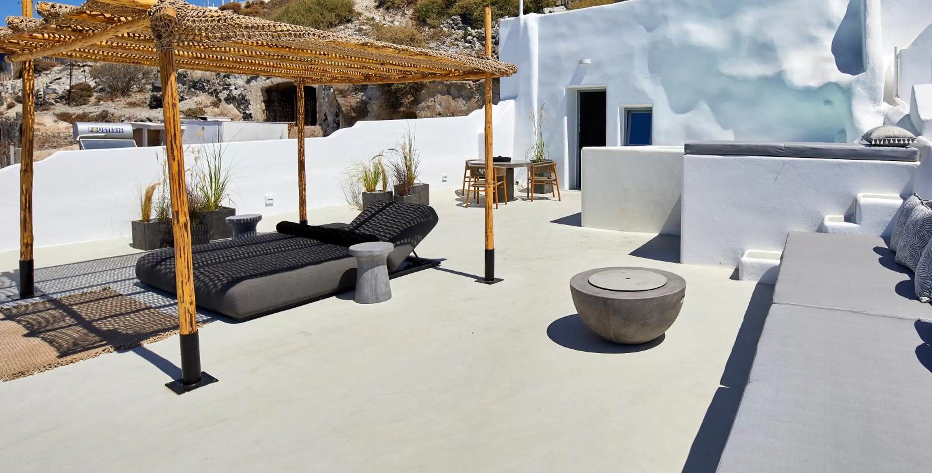 Balcony/Terrace in U & ME SUITES