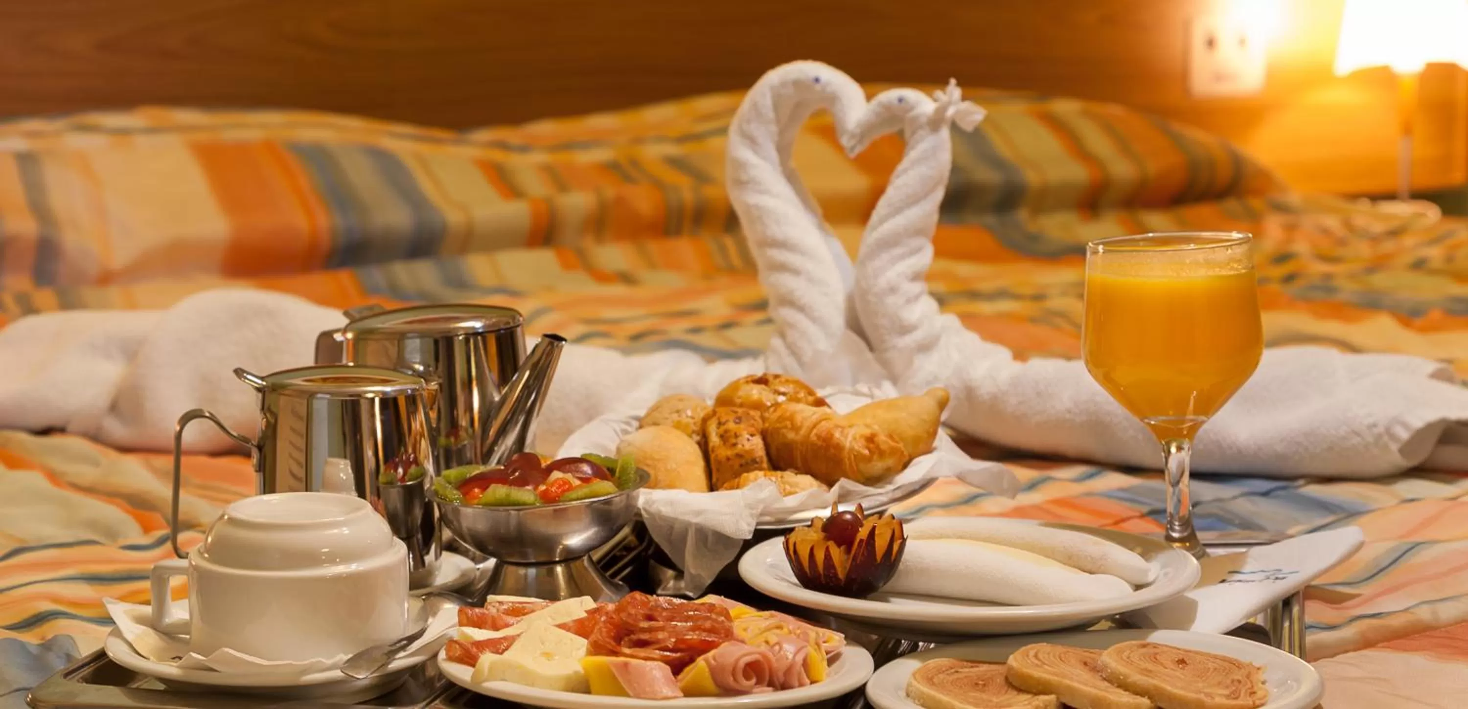 Bed in Hotel Euro Suíte Recife Boa Viagem By Nacional Inn