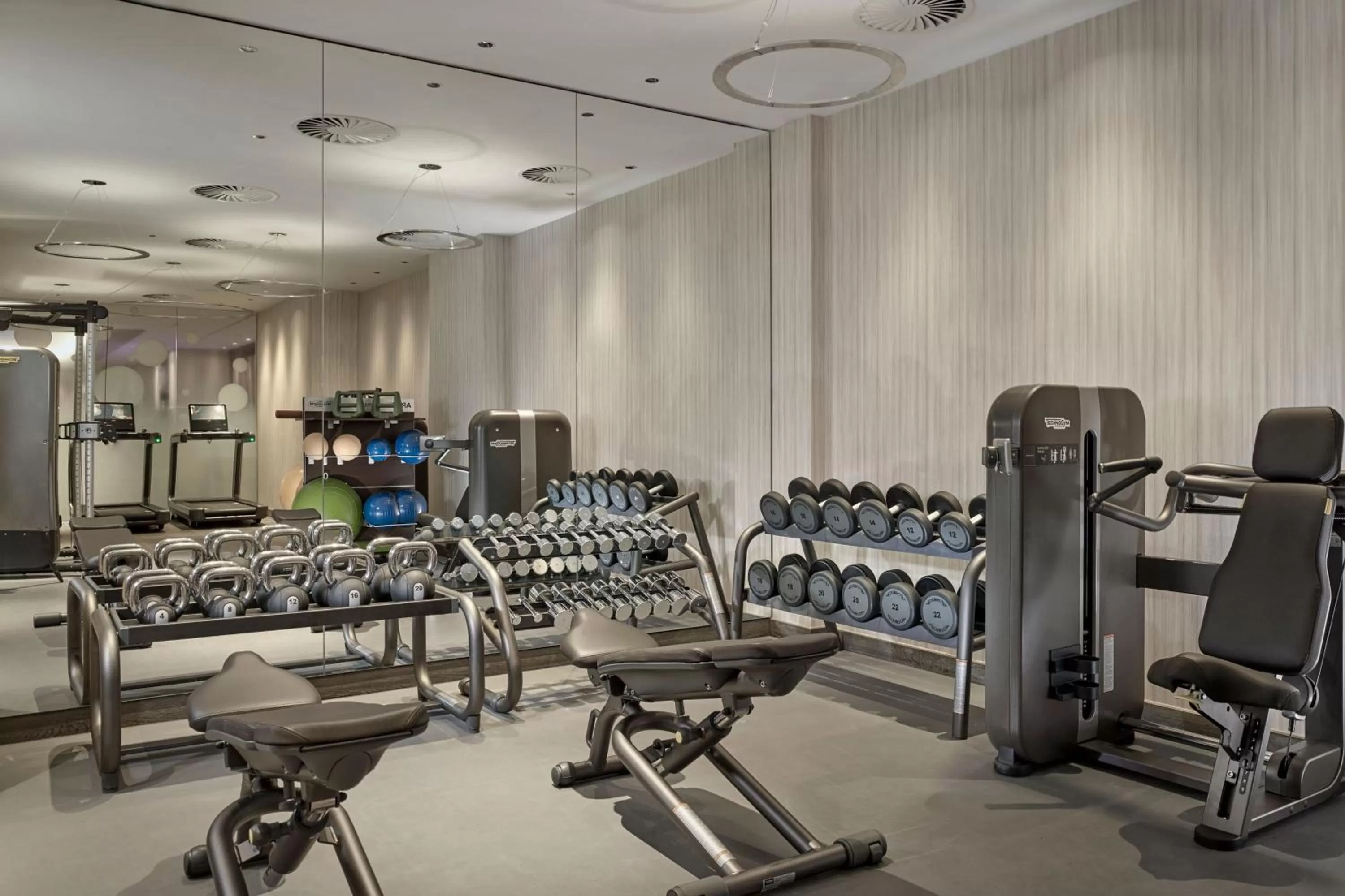 Fitness centre/facilities in The Ritz-Carlton, Berlin