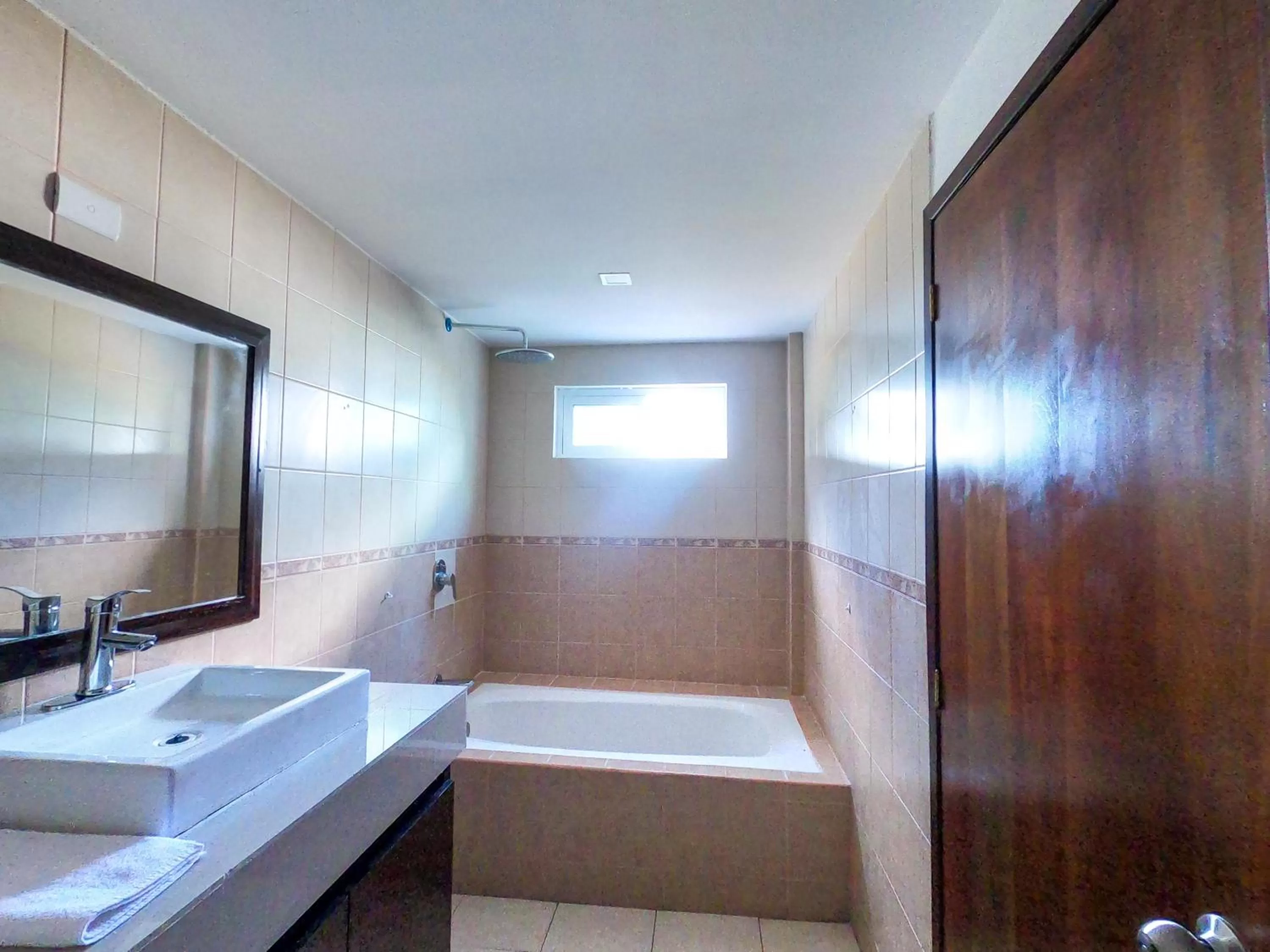 Bathroom in Framfor Inn