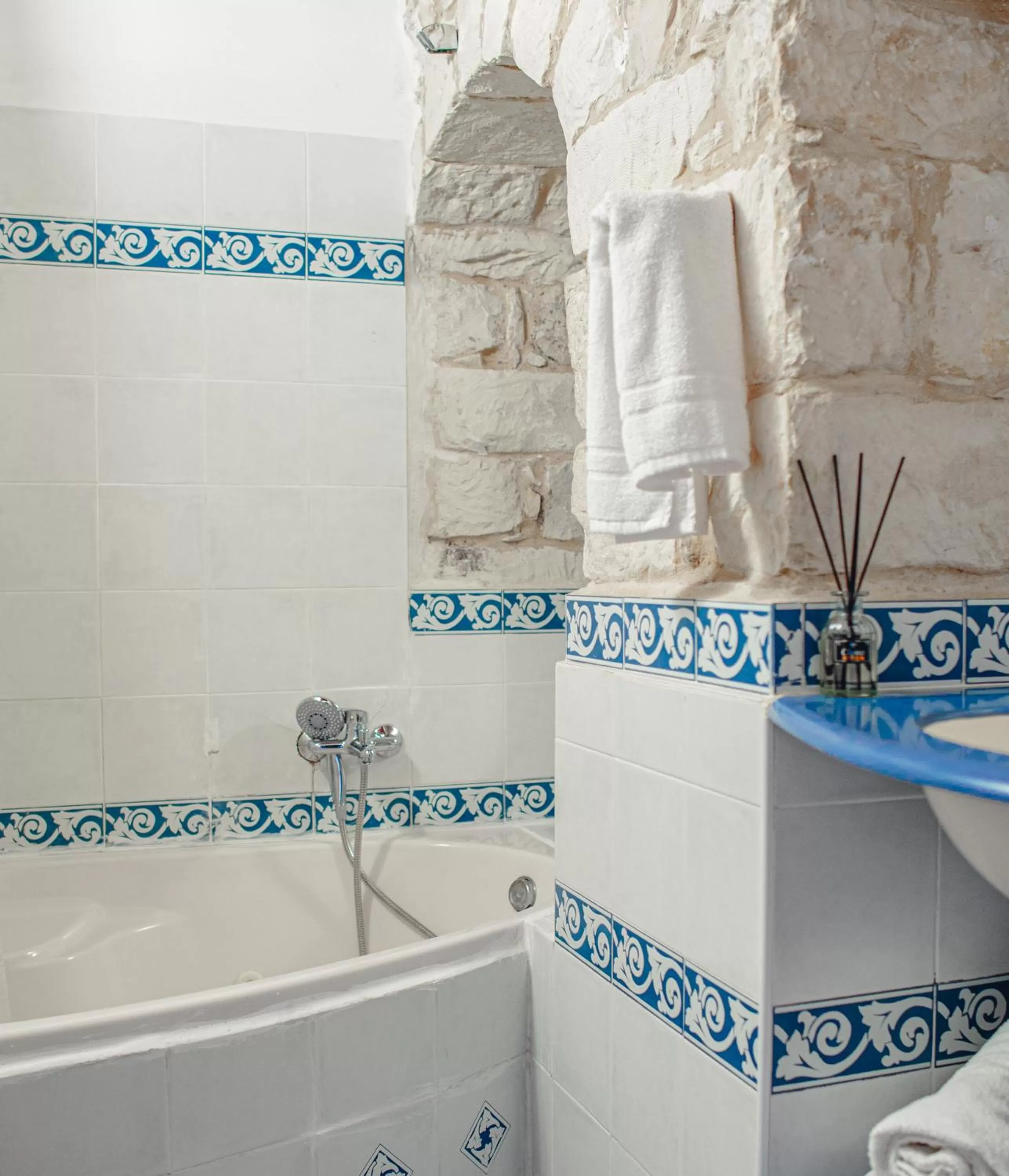 Bathroom in וילה תהילה המחודש - The new Villa Tehila
