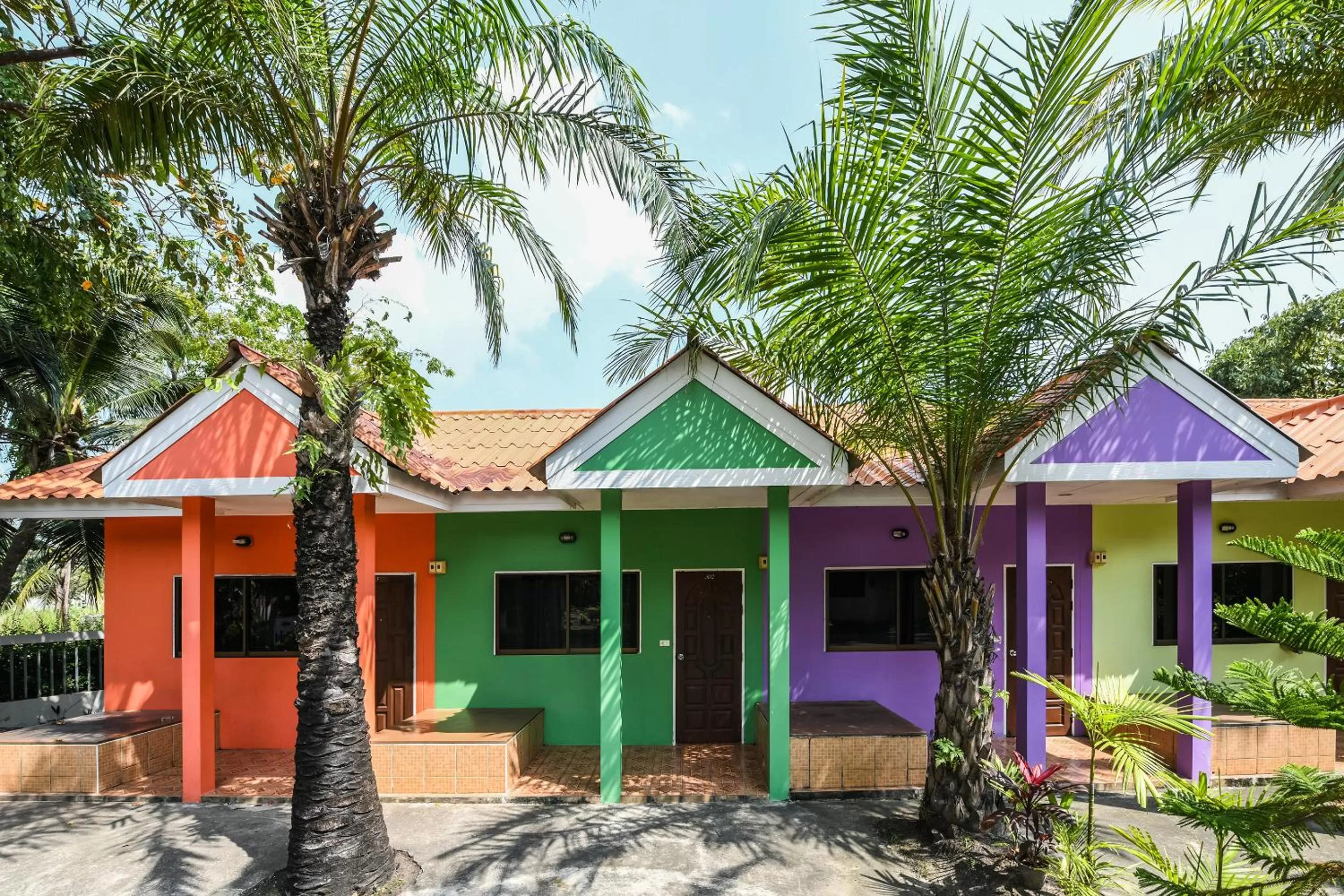 Property building in Suan Palm Garden View