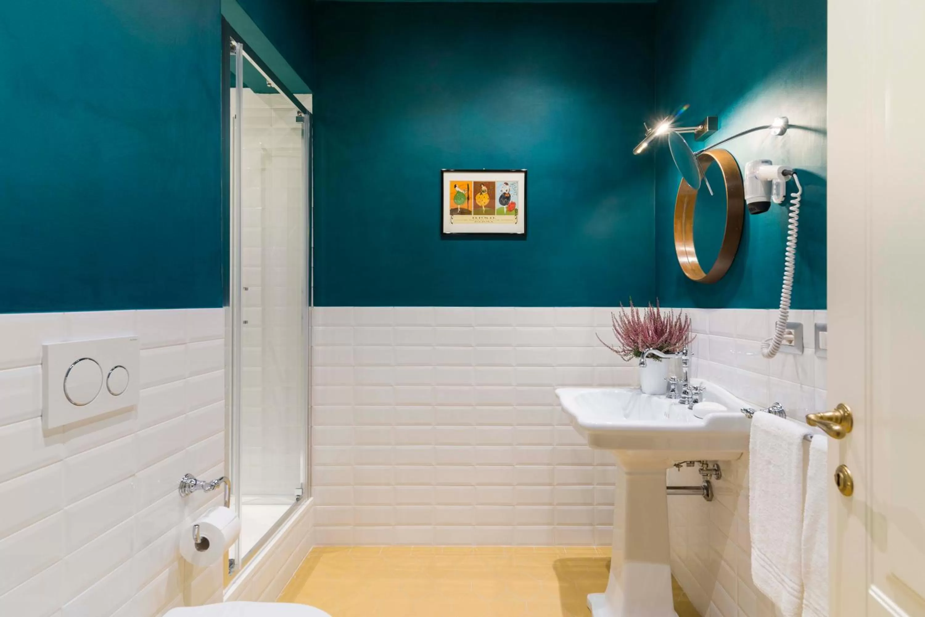 Shower in Frími Boutique Rooms b&b