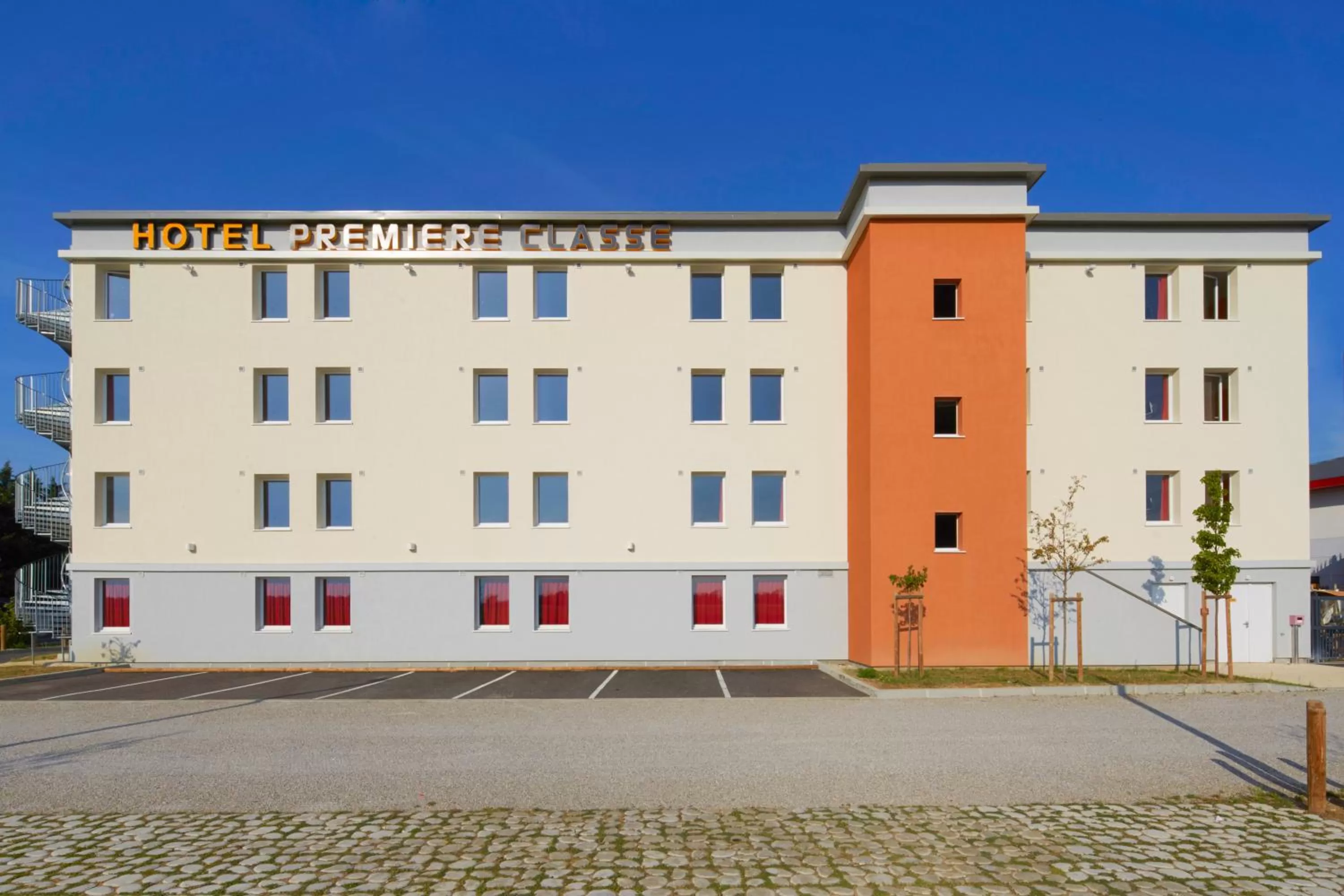 Property logo or sign in Premiere Classe Valence Nord - Saint Marcel Les Valence