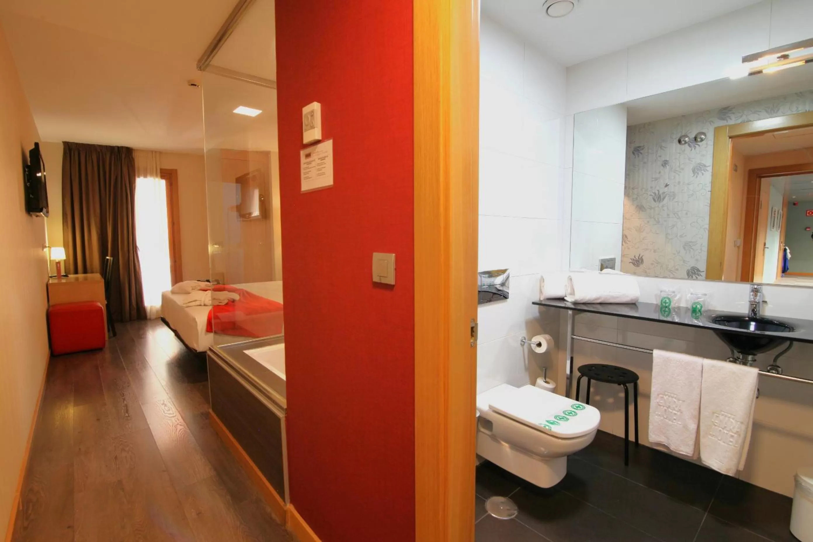 Bedroom, Bed in ELE Enara Boutique Hotel