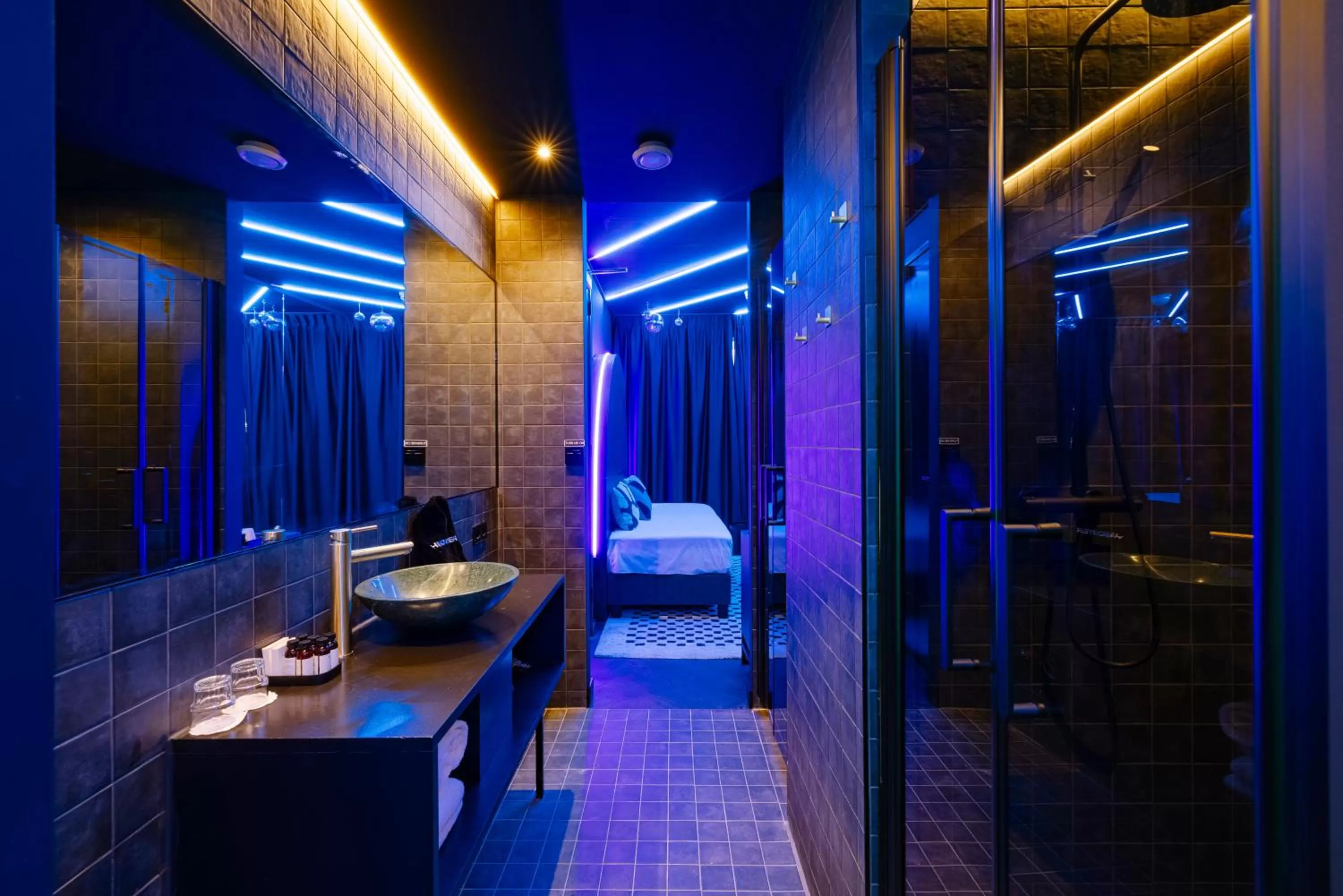 Bathroom in SUPPER Hotel