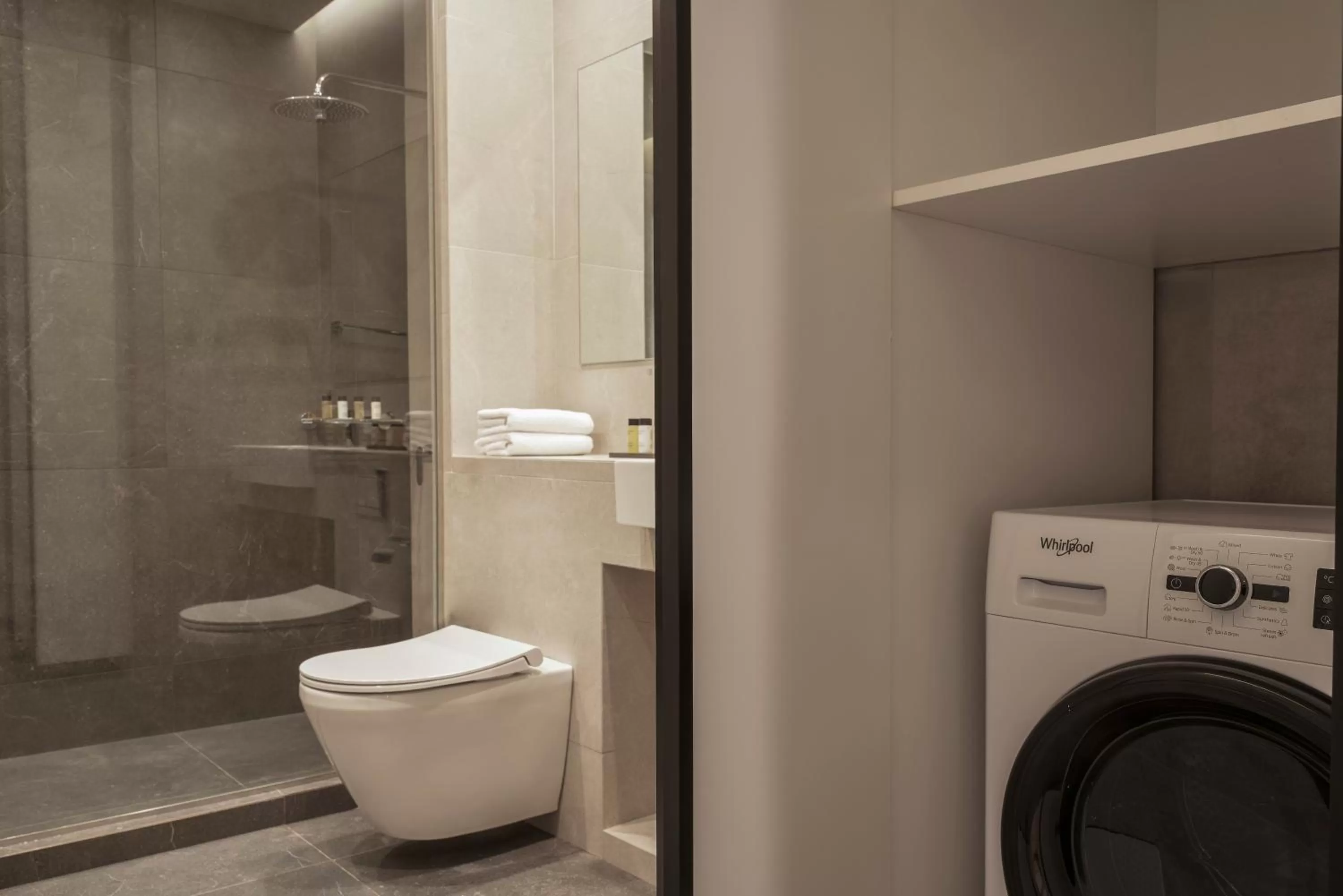 Superior Apartment with Balcony in Hestia - Dimitressa 4