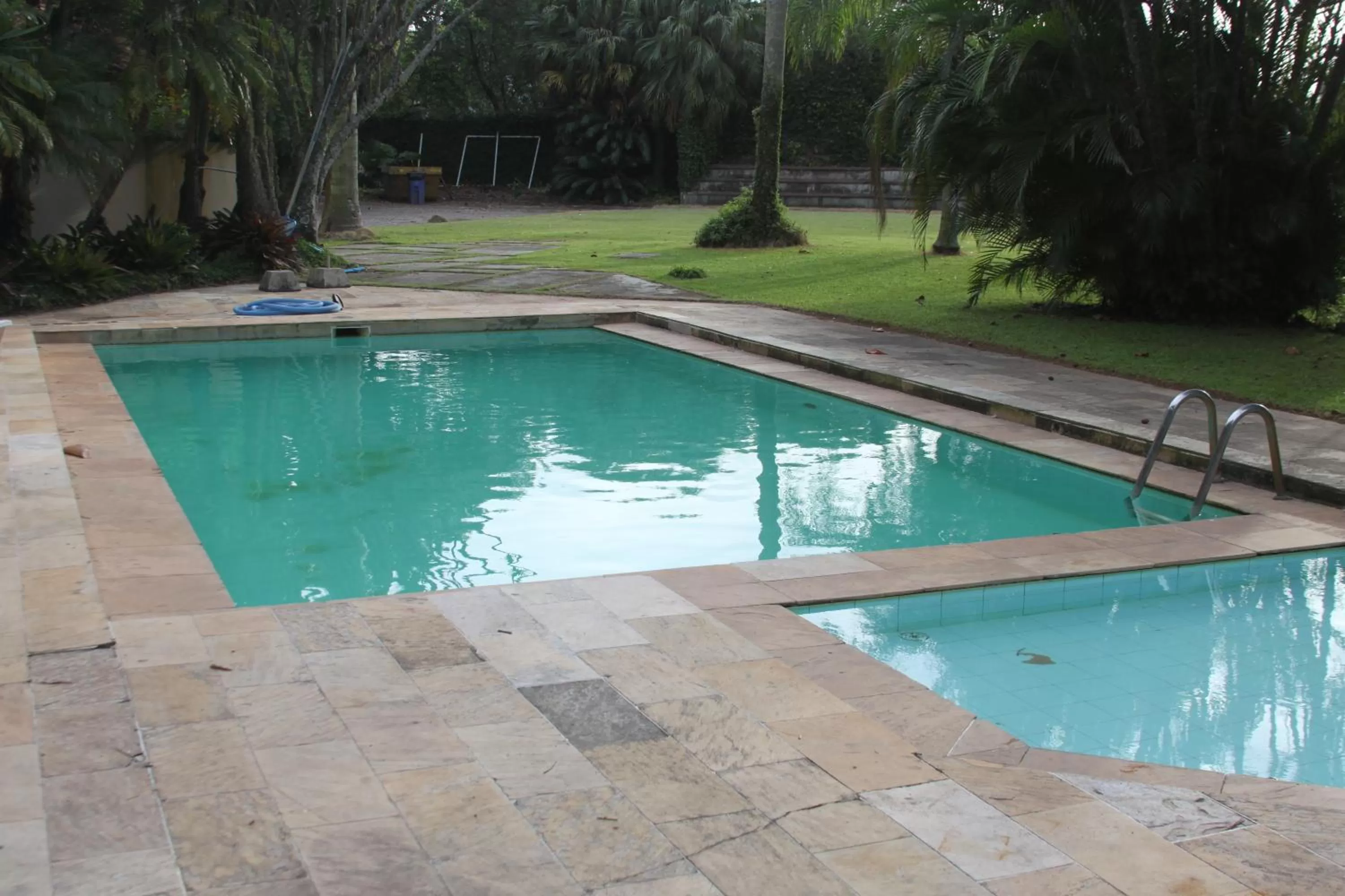 Swimming pool in Brisamar Suite Hotel