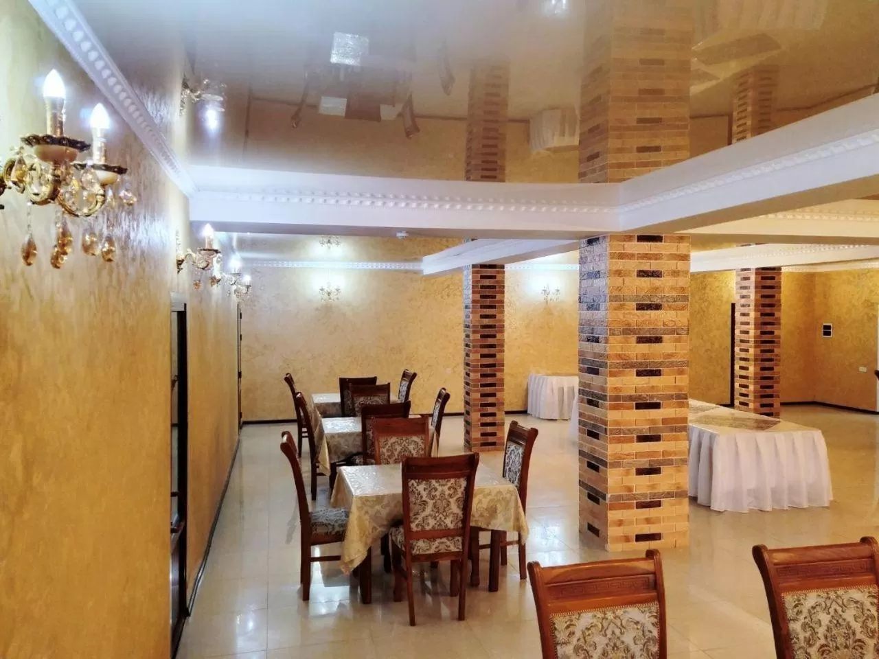 Restaurant/places to eat in Hotel Euro Asia Khiva in Ichan Qala