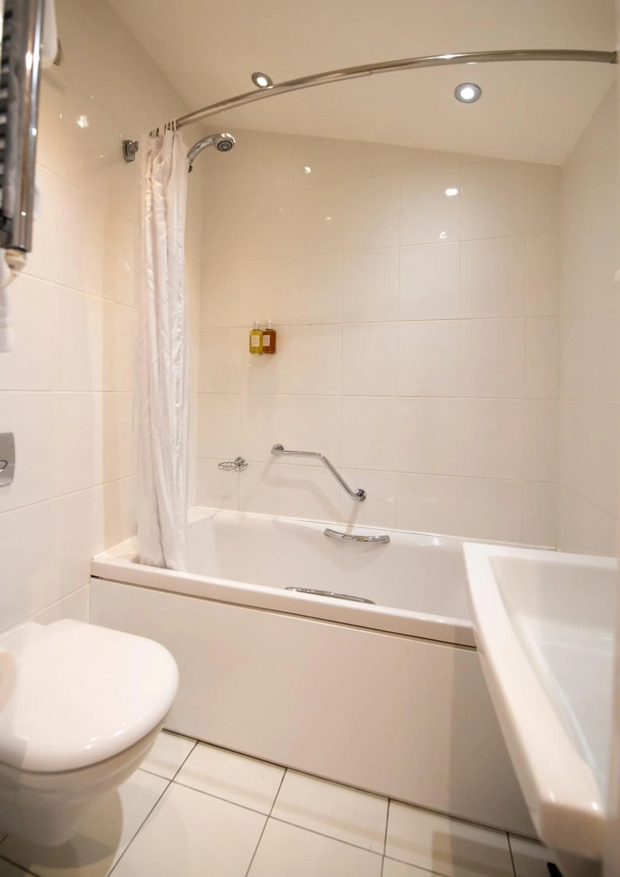 Bathroom in The Devon Hotel