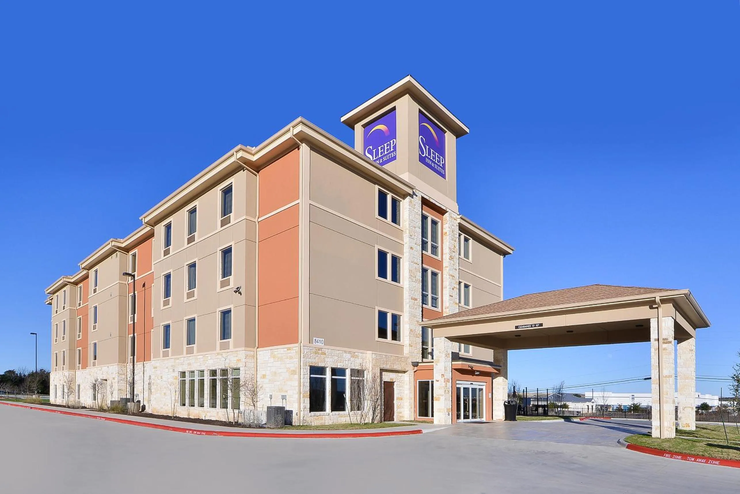 Facade/entrance in Sleep Inn & Suites Austin – Tech Center