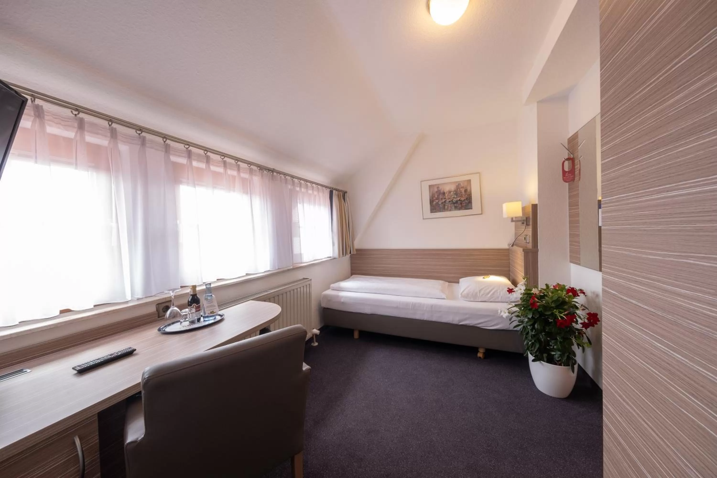 Photo of the whole room, Bed in Hotel Bär