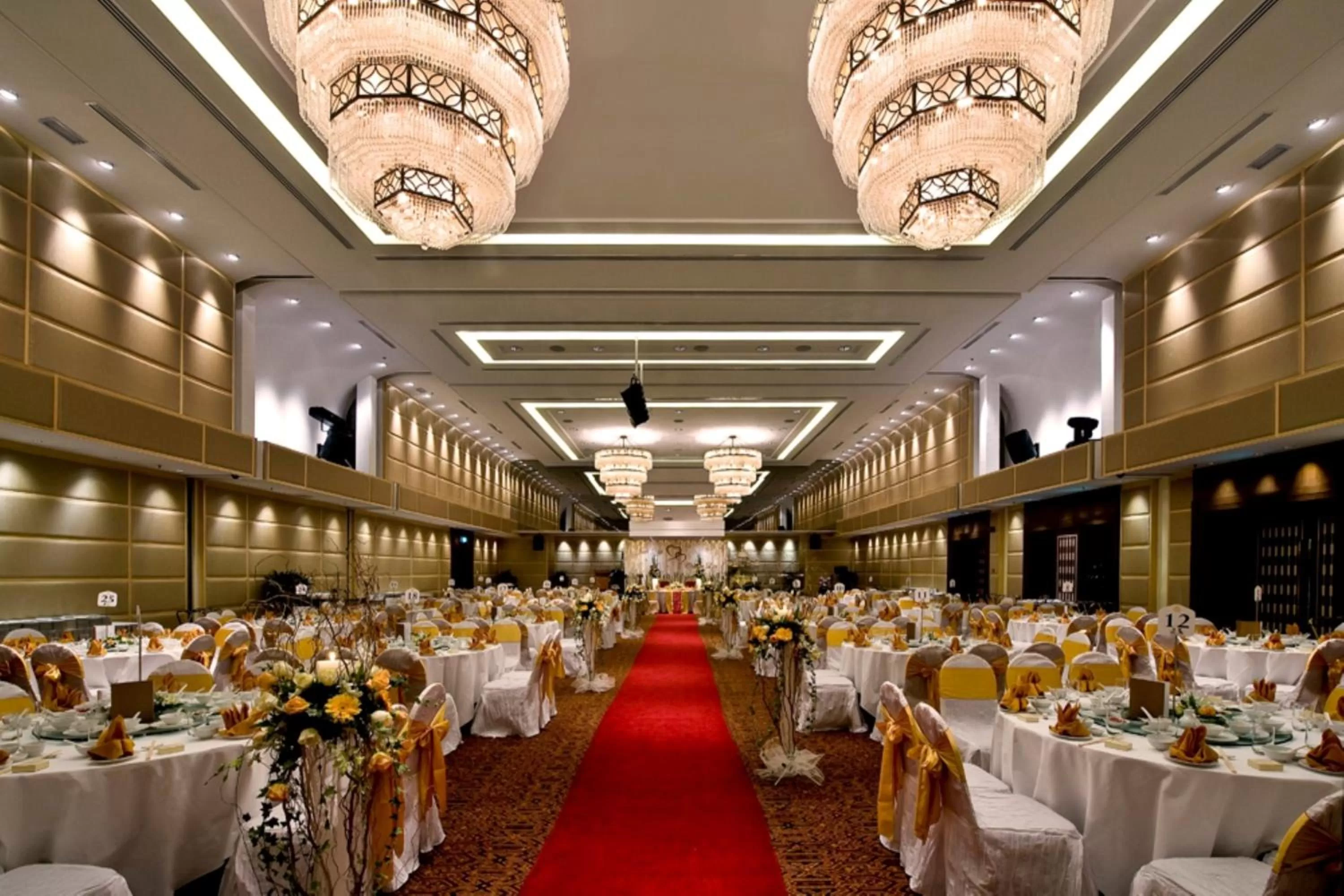 Restaurant/places to eat in Seri Pacific Hotel Kuala Lumpur