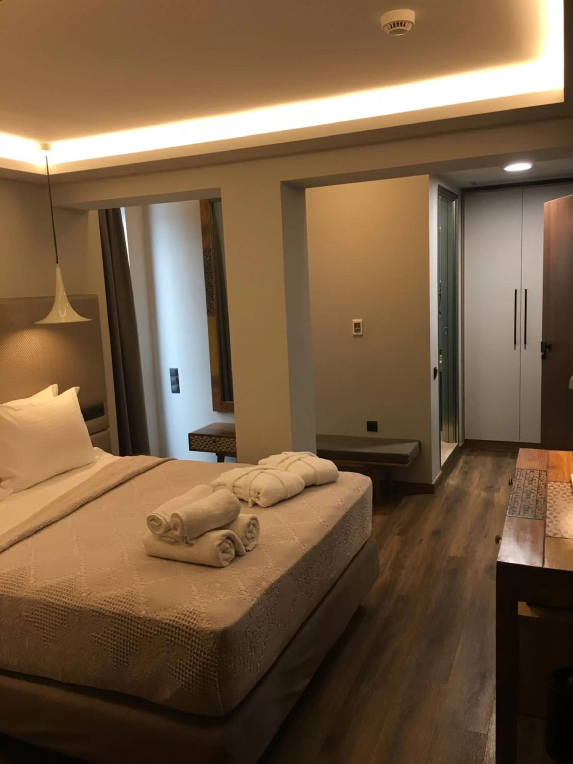 Bed in 360Degrees Pop Art Hotel