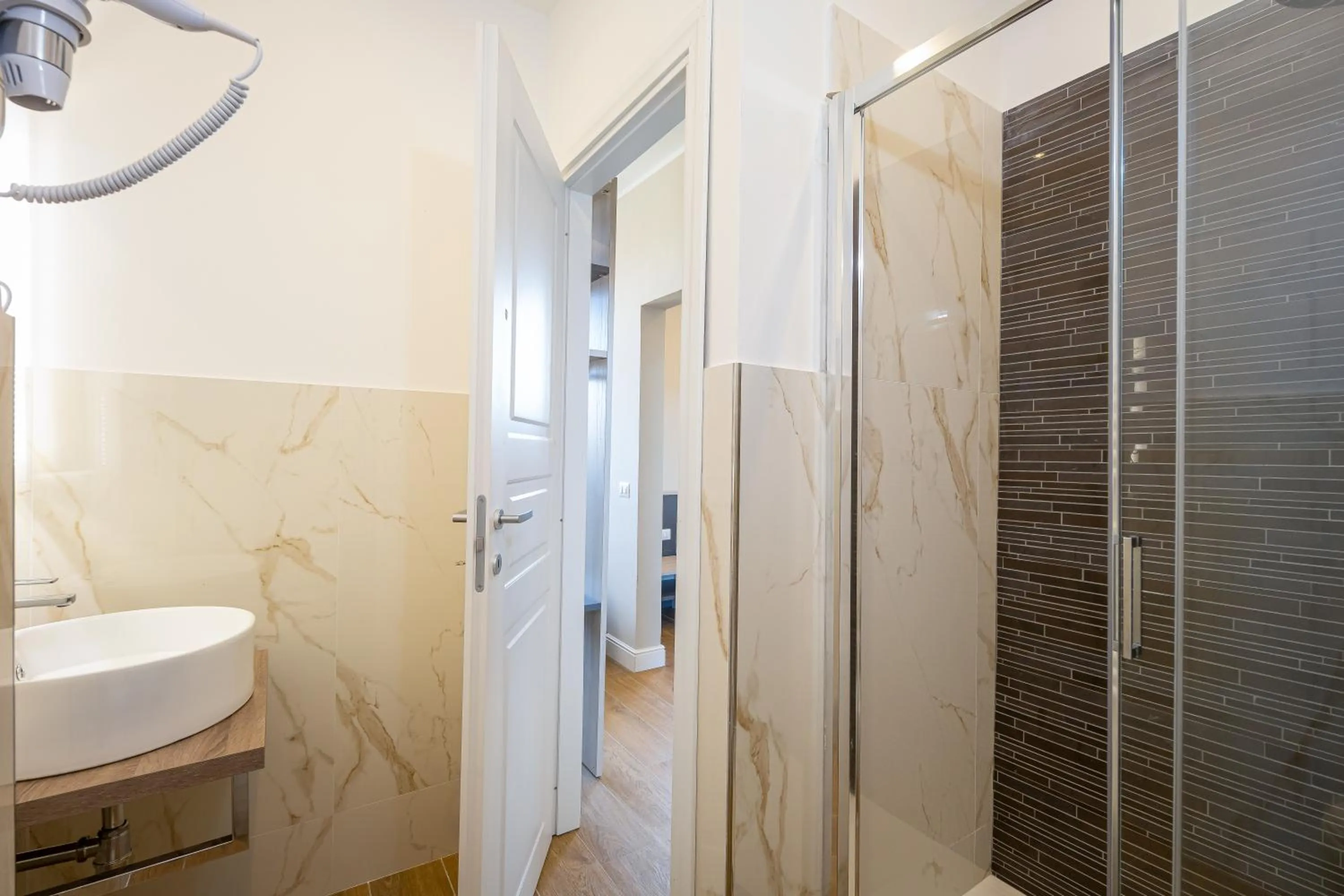 Bathroom in Hotel Bijou Roof Terrace