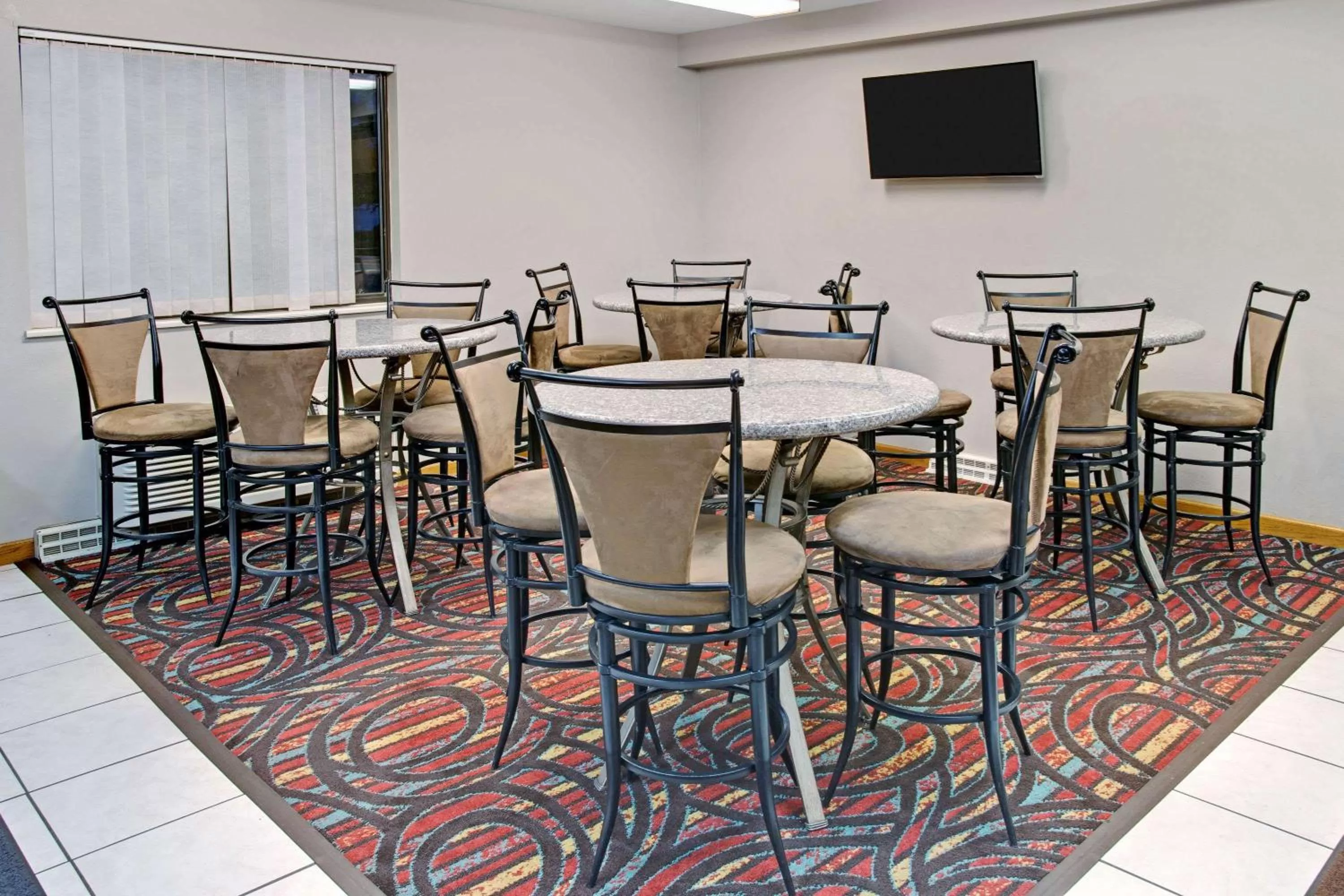 Restaurant/places to eat in Super 8 by Wyndham Fort Collins