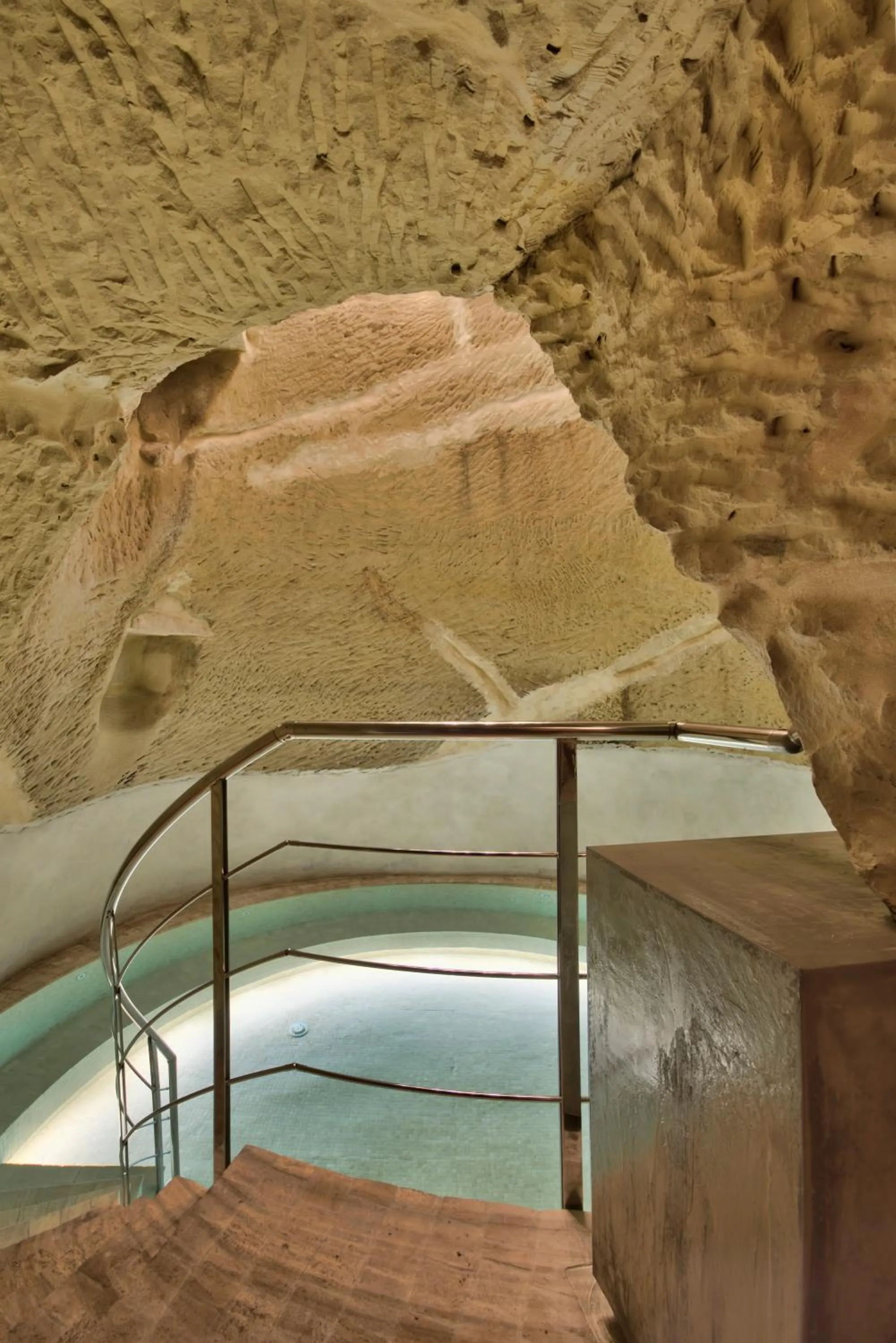 Swimming pool in Palazzo Consiglia - IK Collection