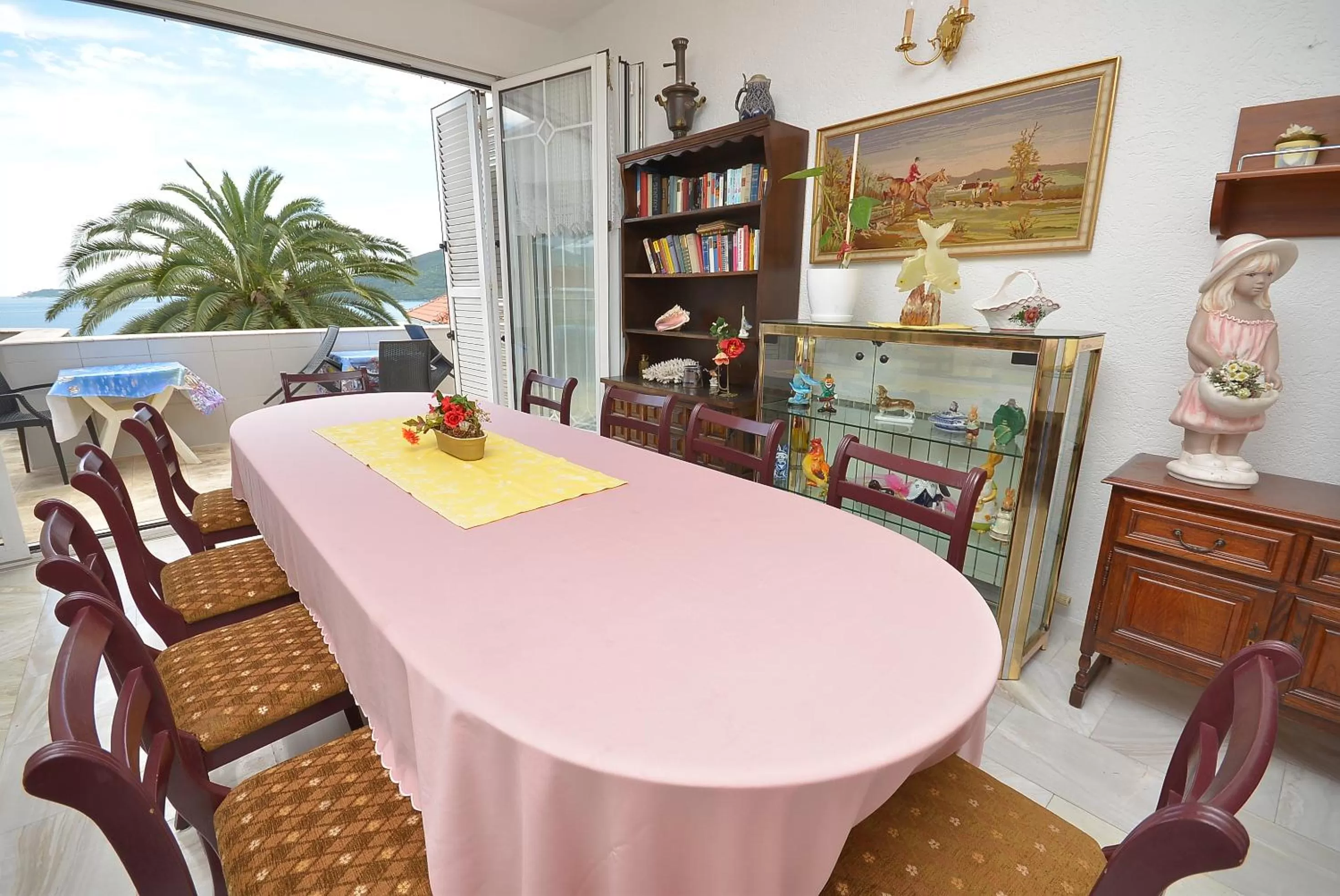 Restaurant/places to eat in Hotel Vila Margot