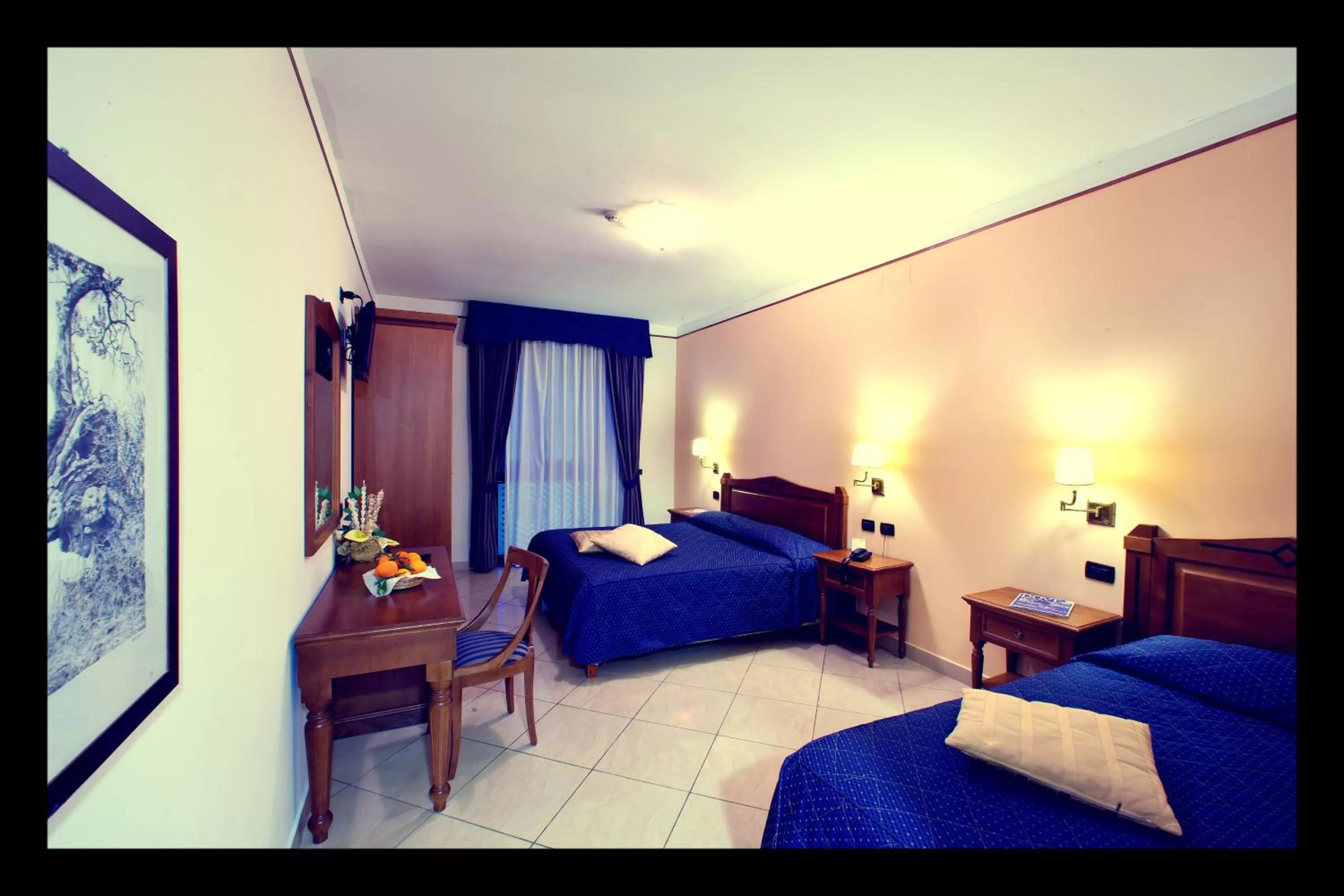 Bedroom, Bed in Ulisse Deluxe Hostel