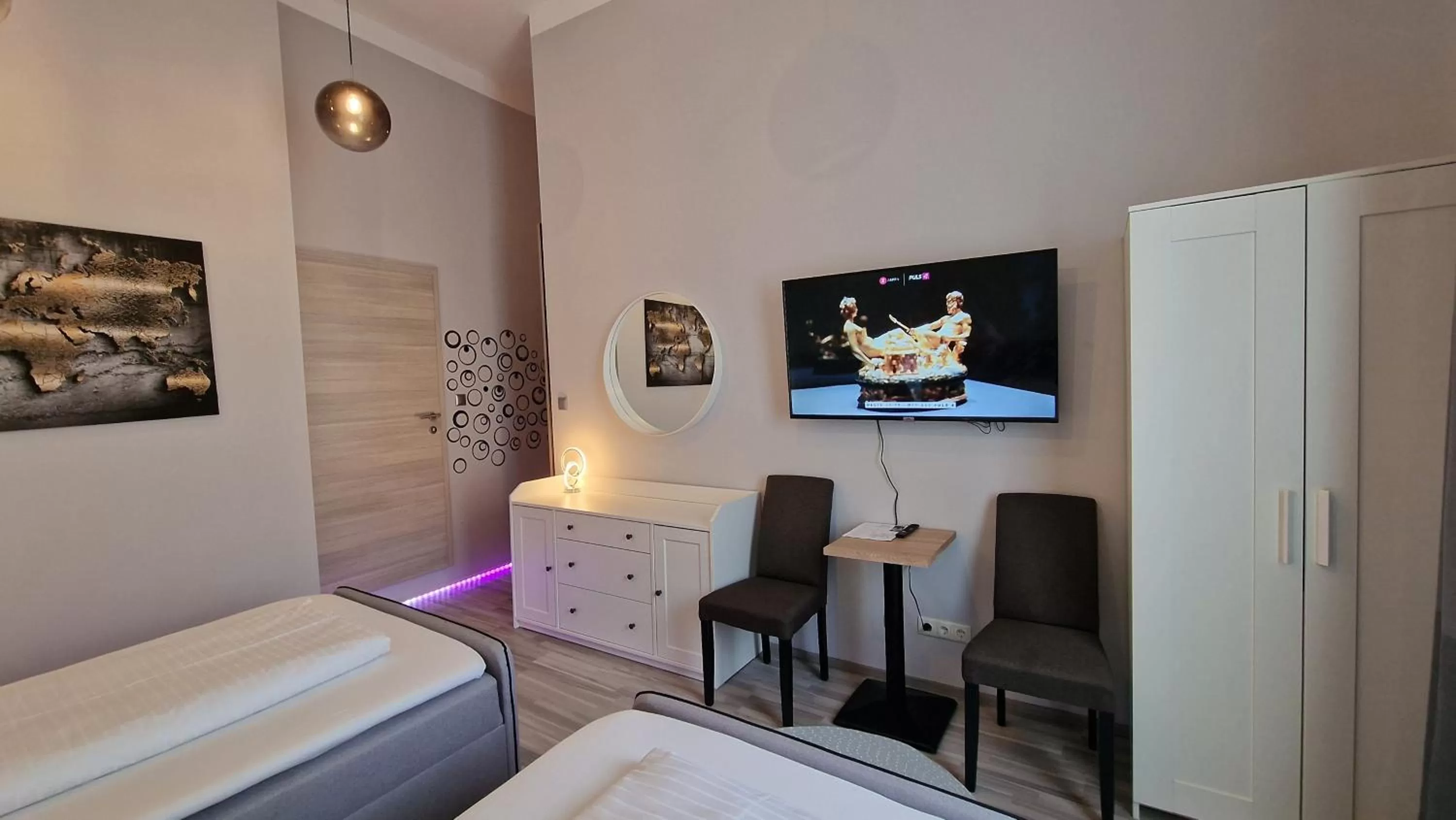 TV/Entertainment Center in Palais Elegance Wien