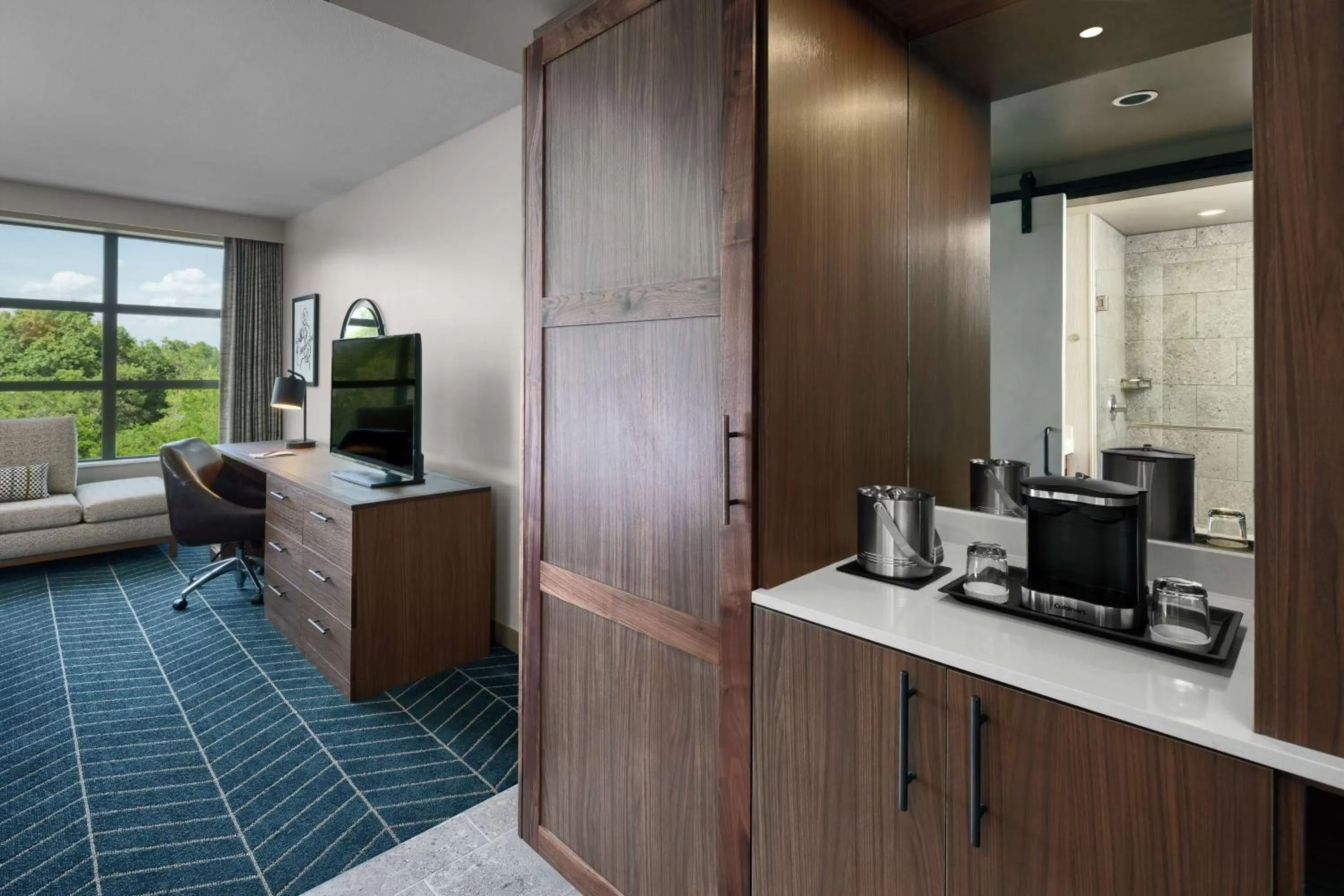 Bed in The Bevy Hotel Boerne, A Doubletree By Hilton