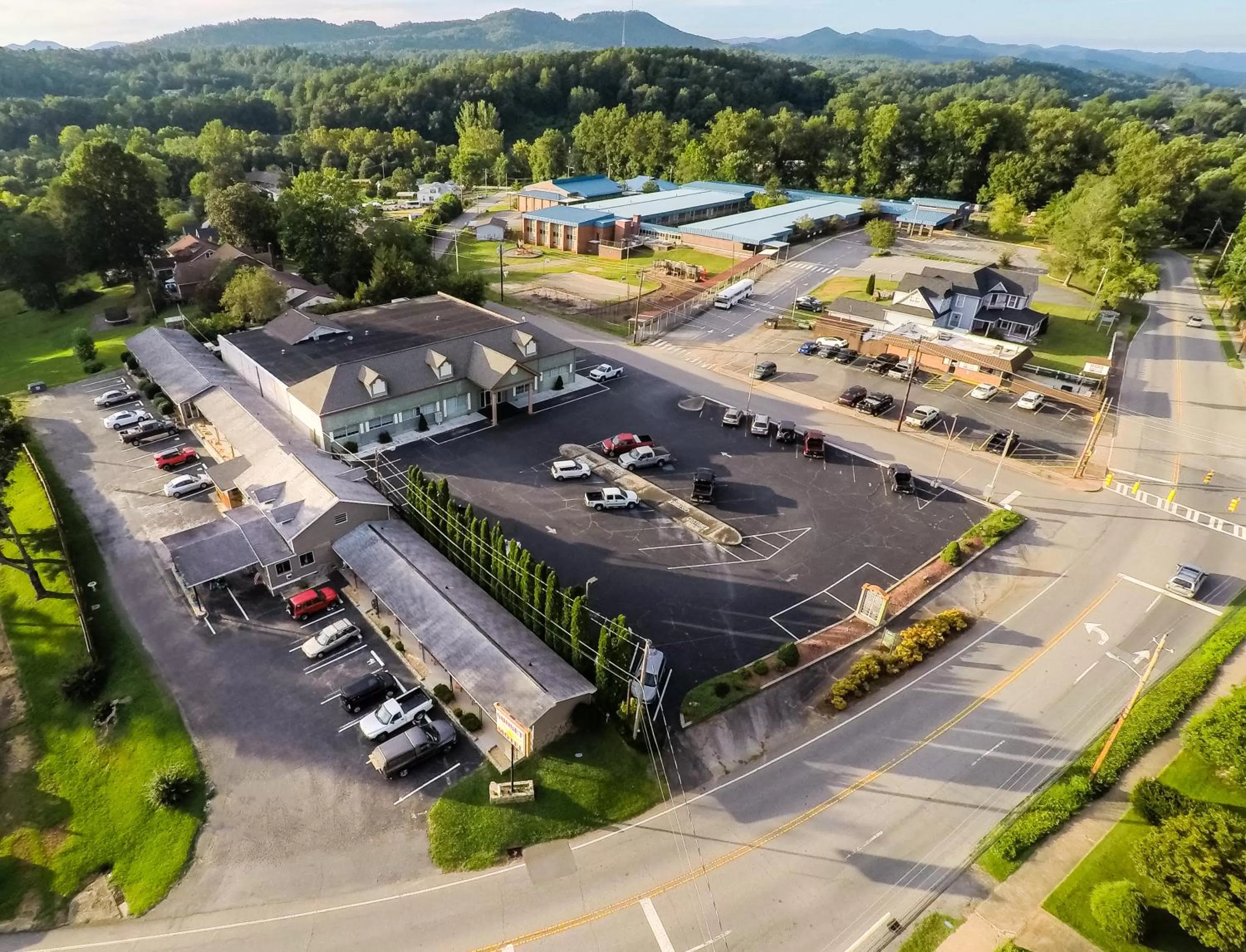 Bird's eye view in Sunset Motel