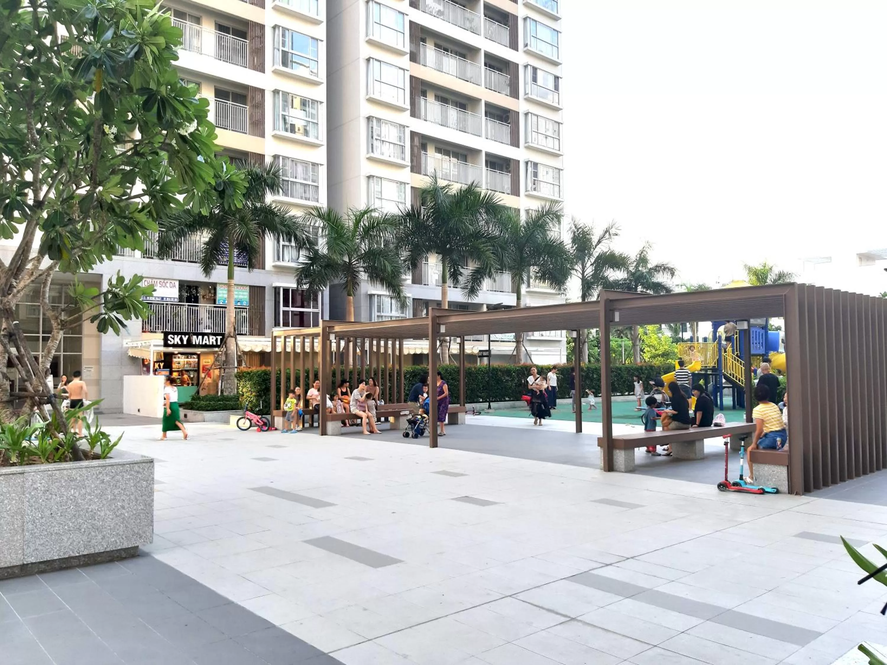 Property building in Scenic Valley Suite