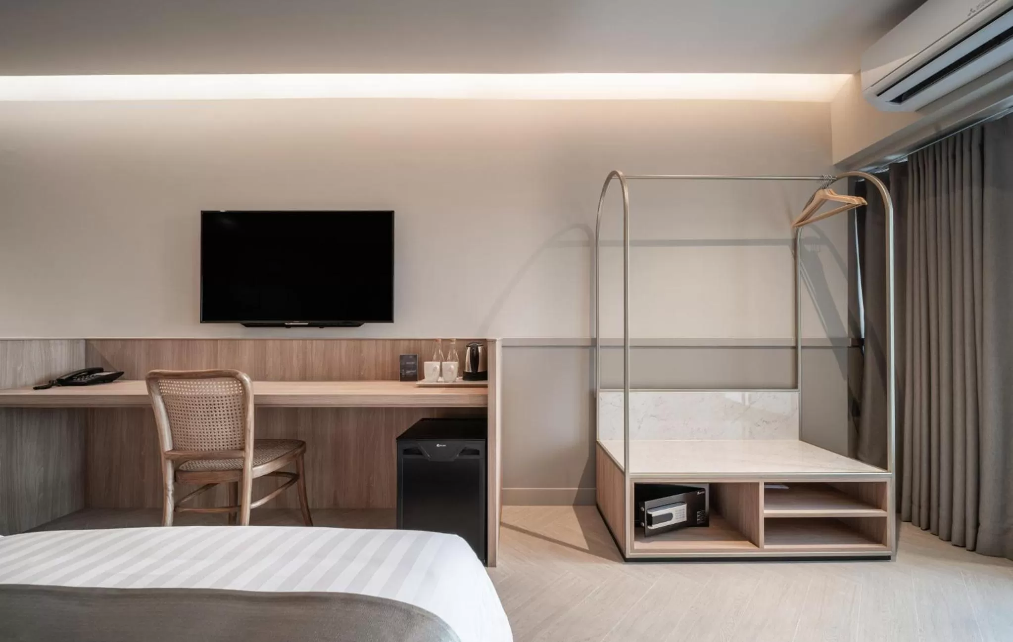 TV and multimedia, TV/Entertainment Center in GLOW Sukhumvit 71