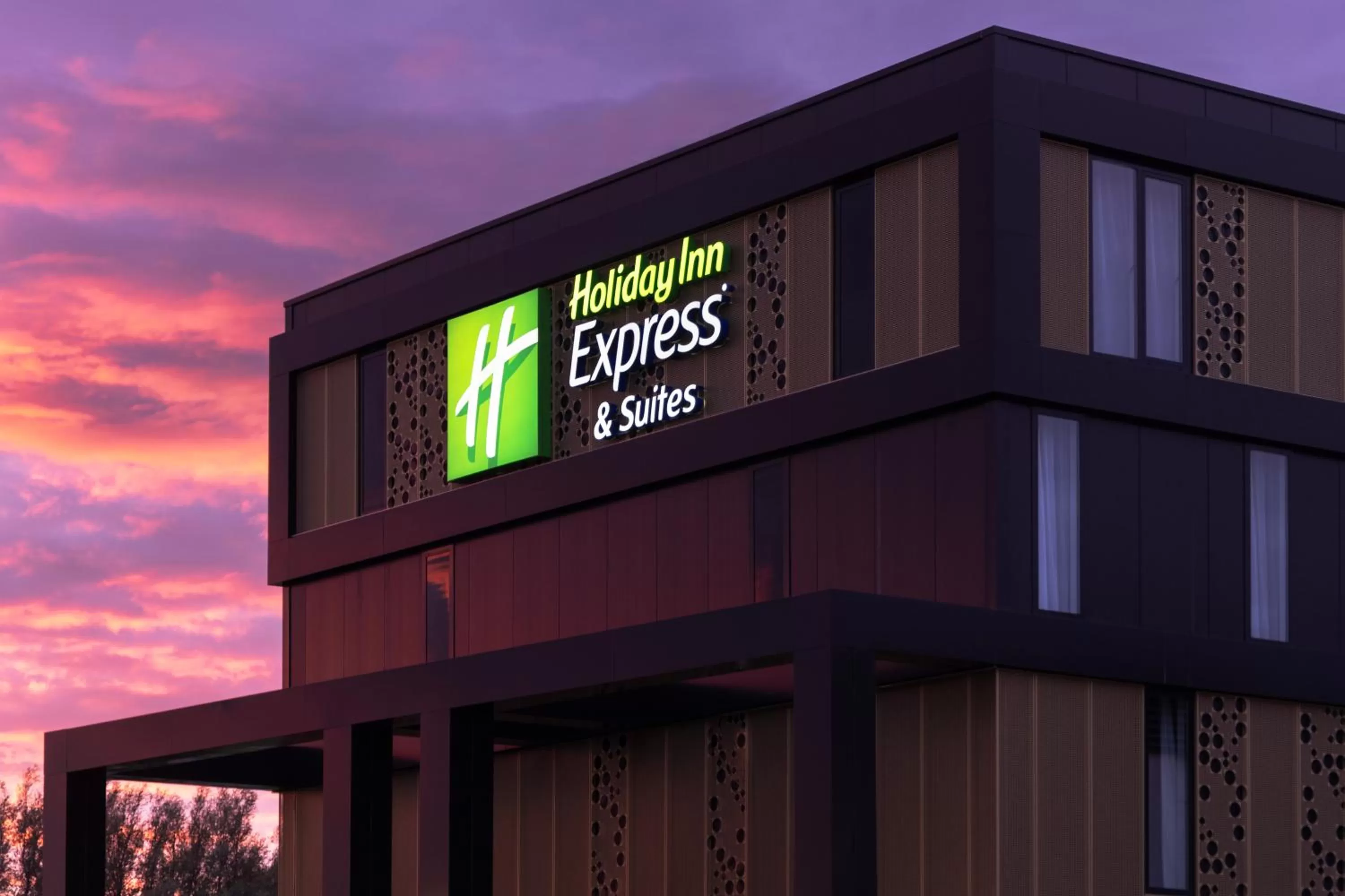 Property building in Holiday Inn Express & Suites - Deventer by IHG