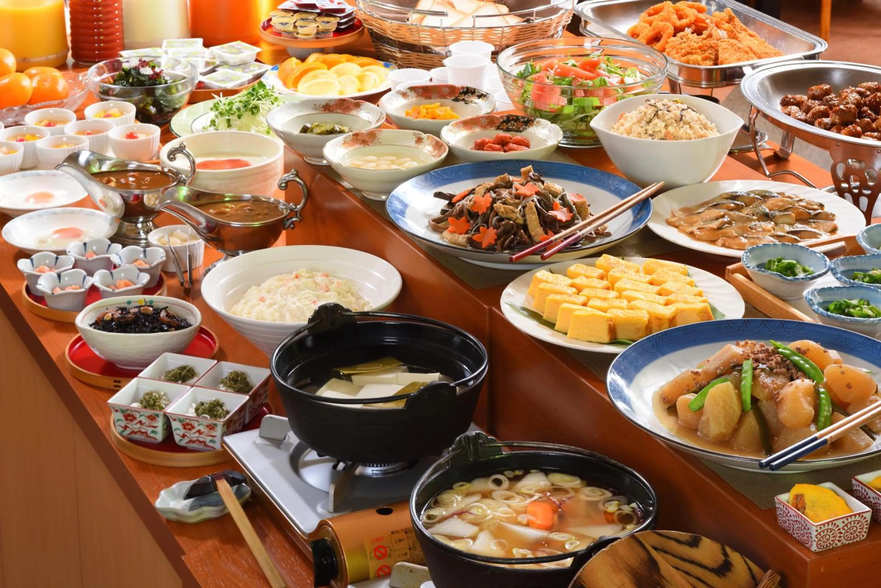 Breakfast in Annex Royal Hotel