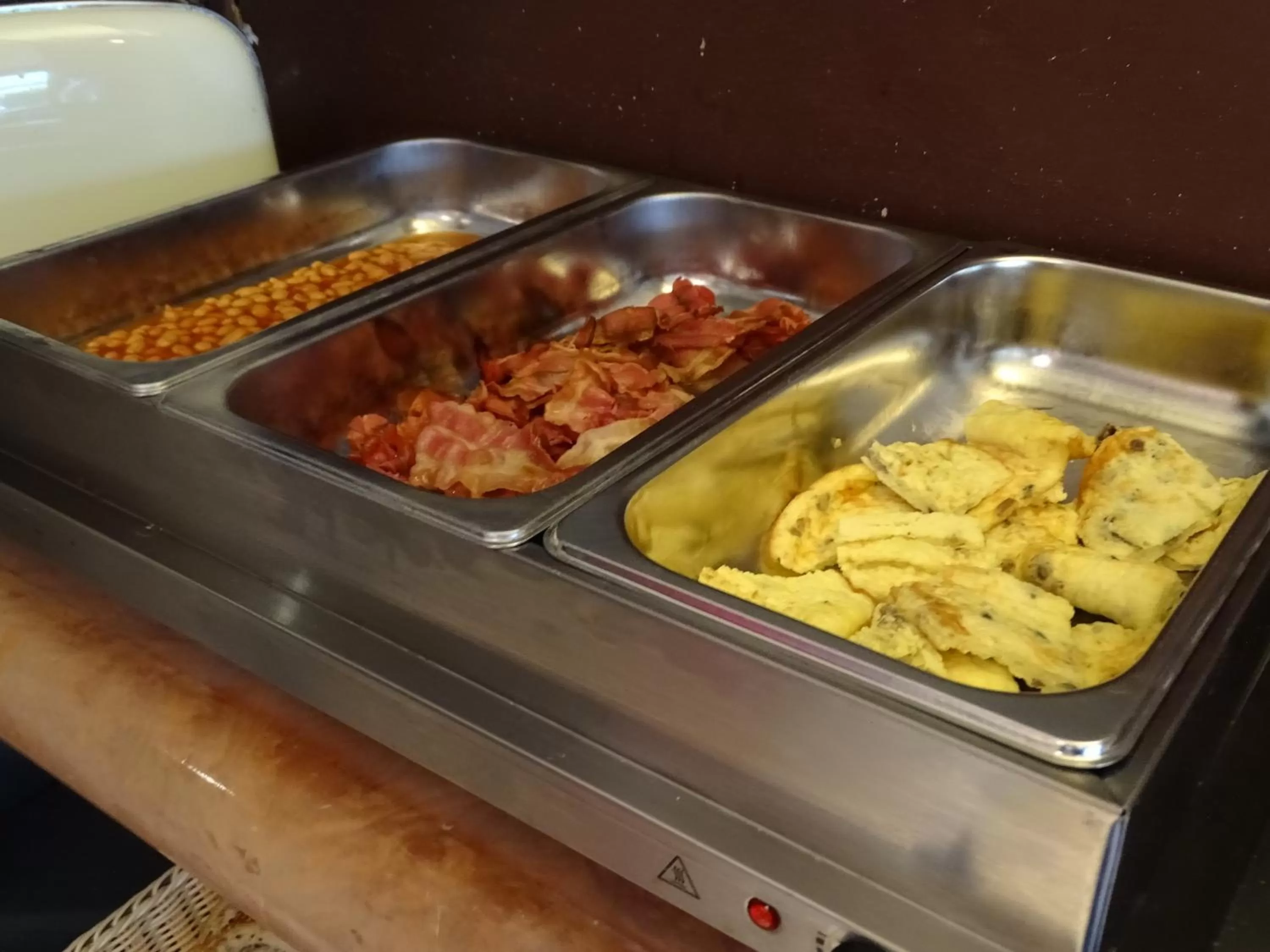 Food and drinks in Sleep & Go Brussels Expo Hotel