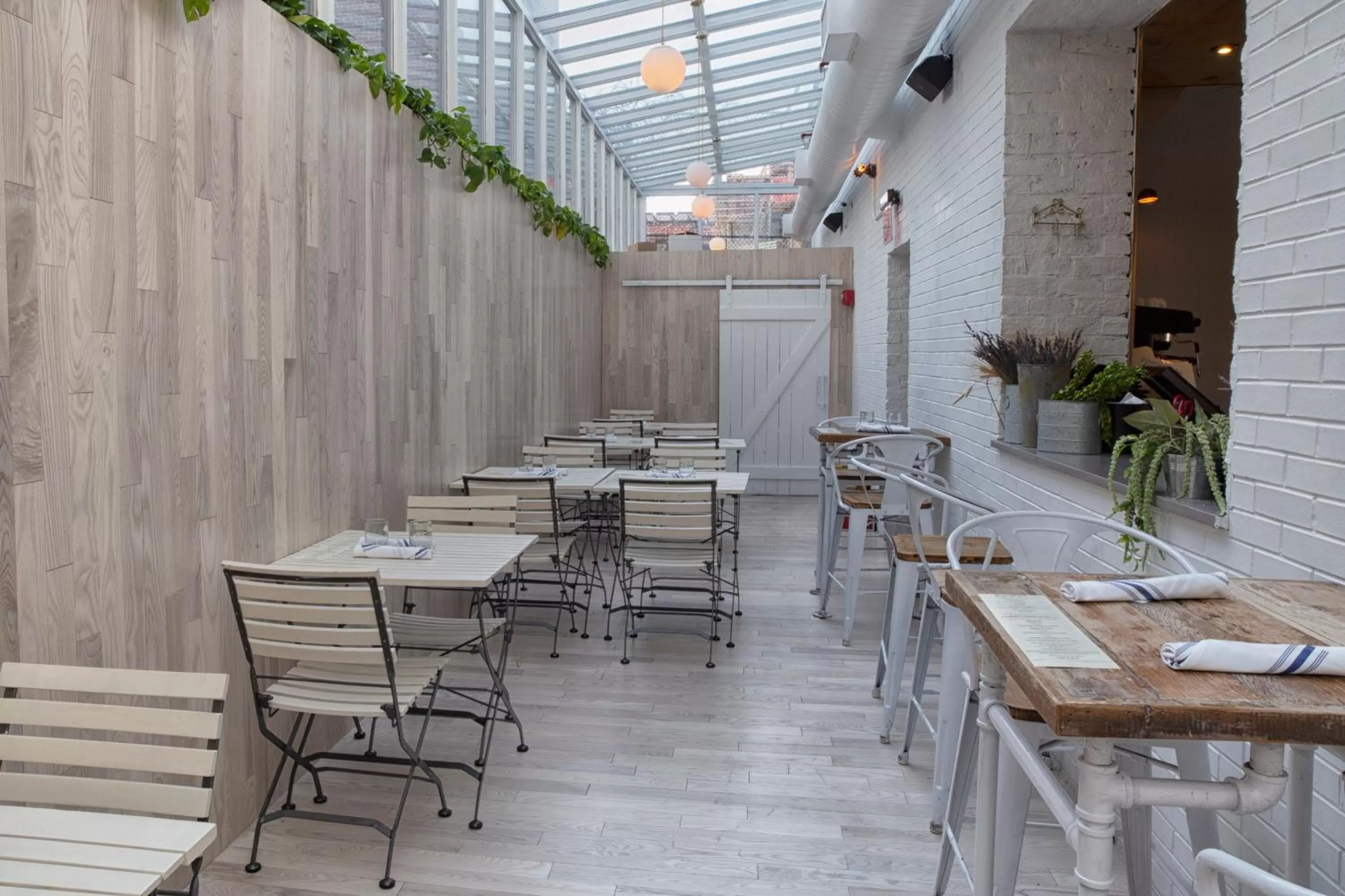 Restaurant/places to eat in Holiday Inn Brooklyn Downtown by IHG