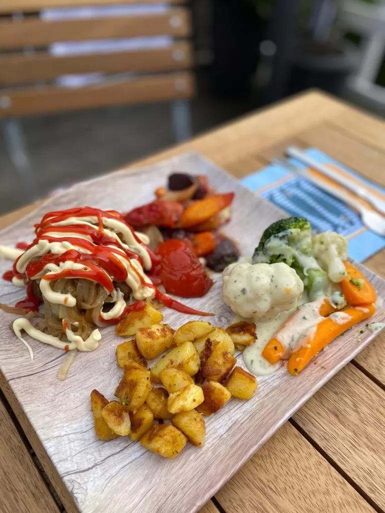 Restaurant/places to eat in Bed & Breakfast Moments