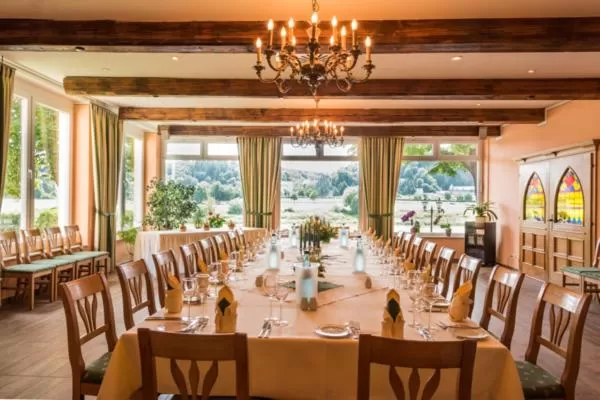 Banquet/Function facilities in Hotel Knorre