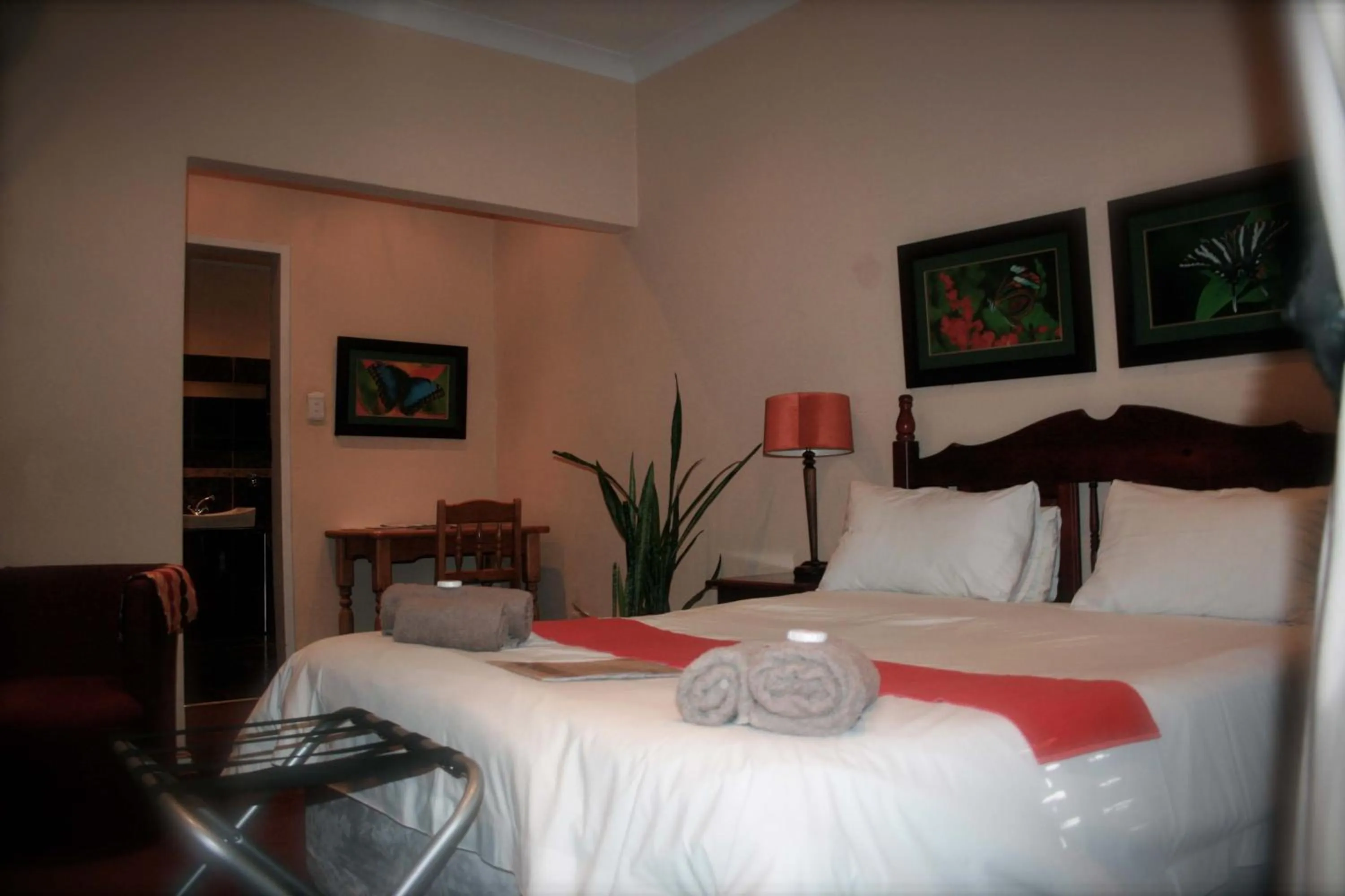 Bedroom, Bed in Amper Bo Guest House