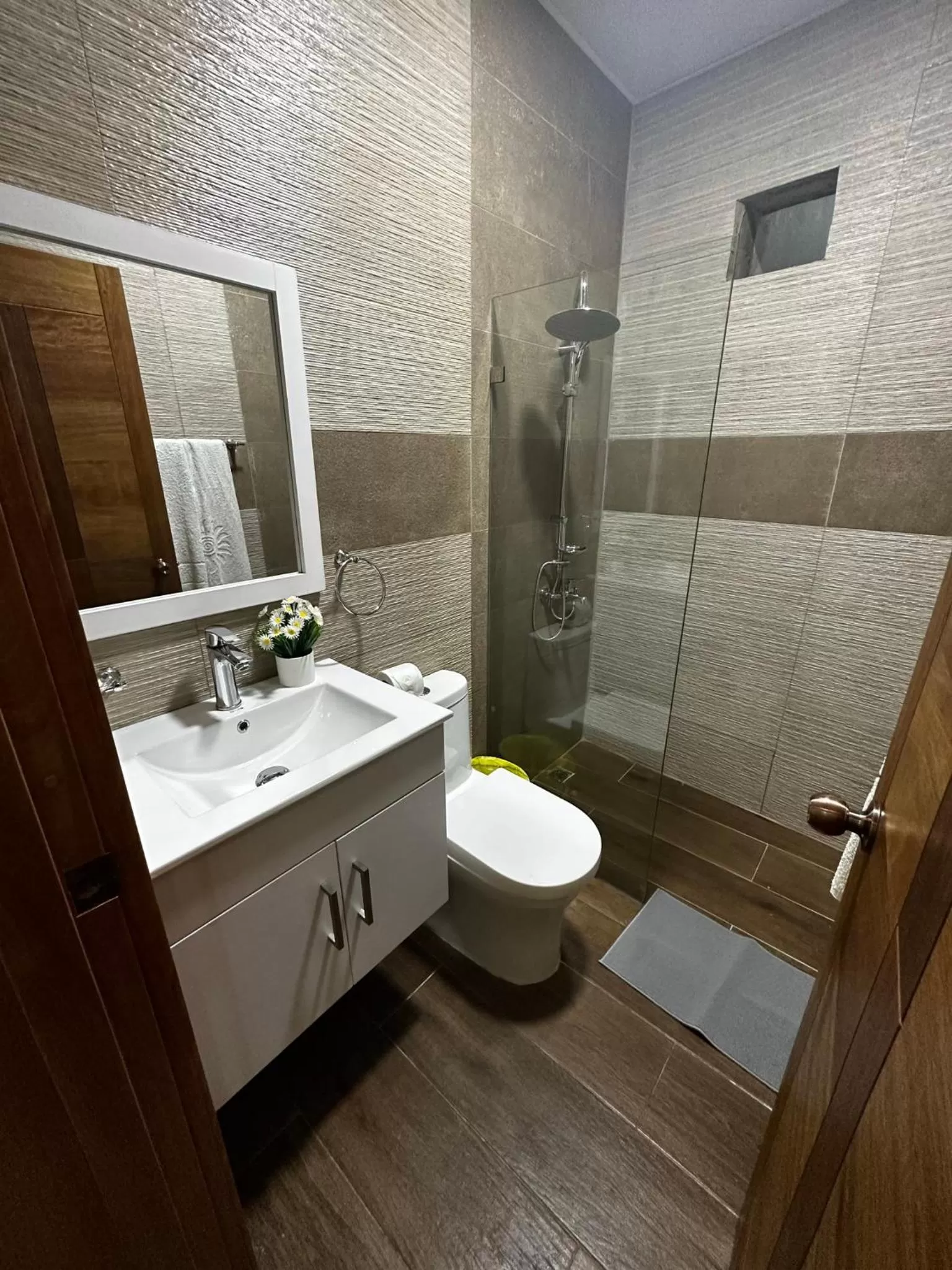 Bathroom in Hotel Monarca