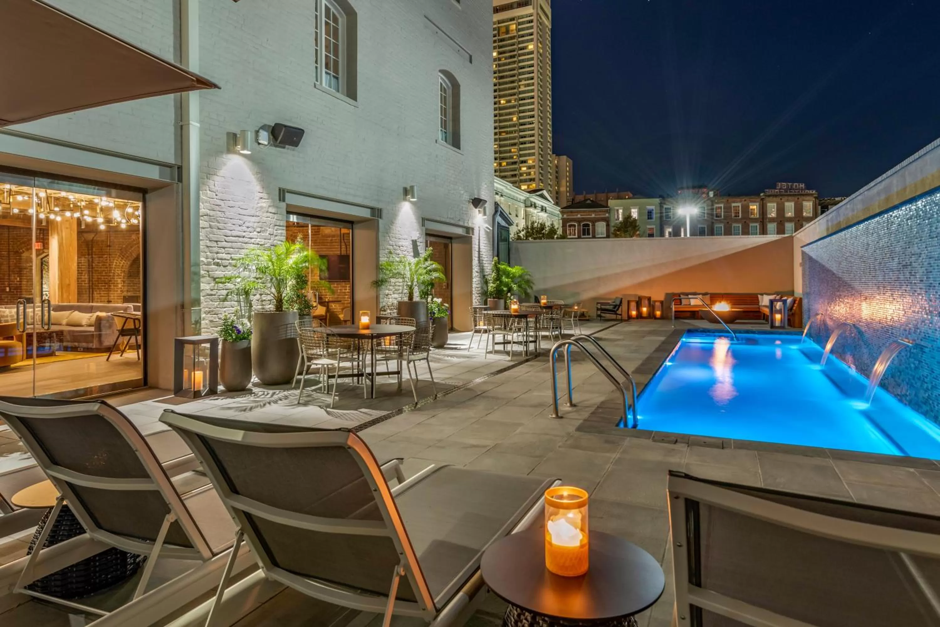 Swimming pool in ONE11 Hotel