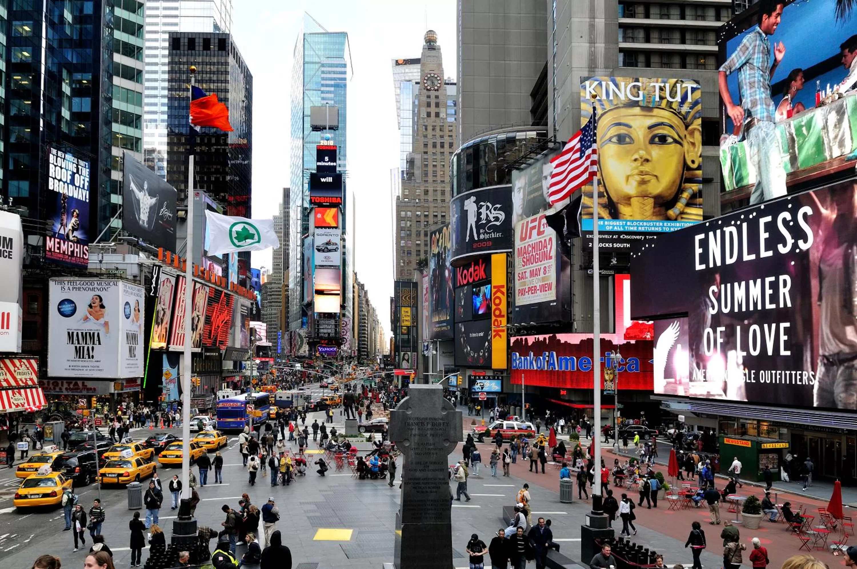 Restaurant/places to eat in Hotel Shocard Broadway, Times Square