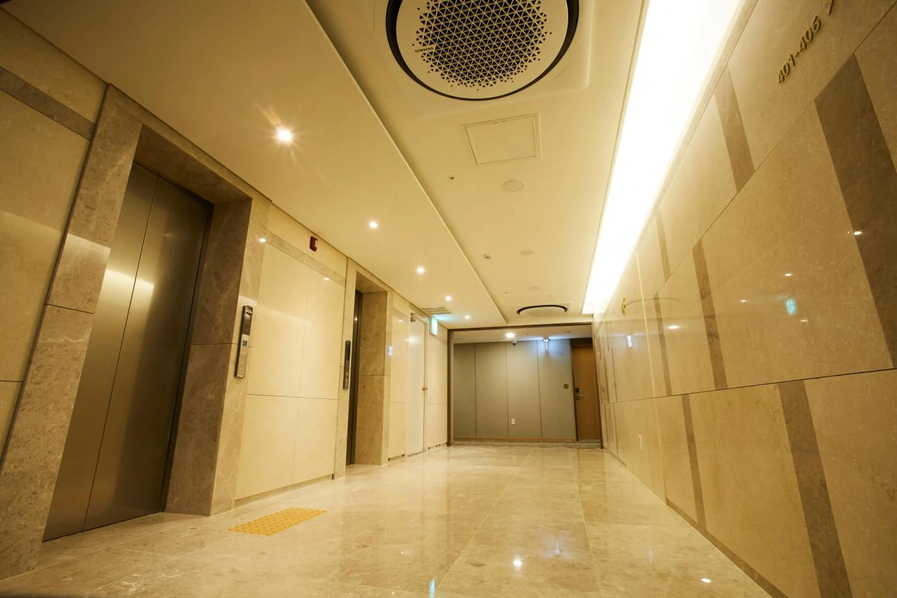 Area and facilities in The Recenz Dongdaemun Hotel