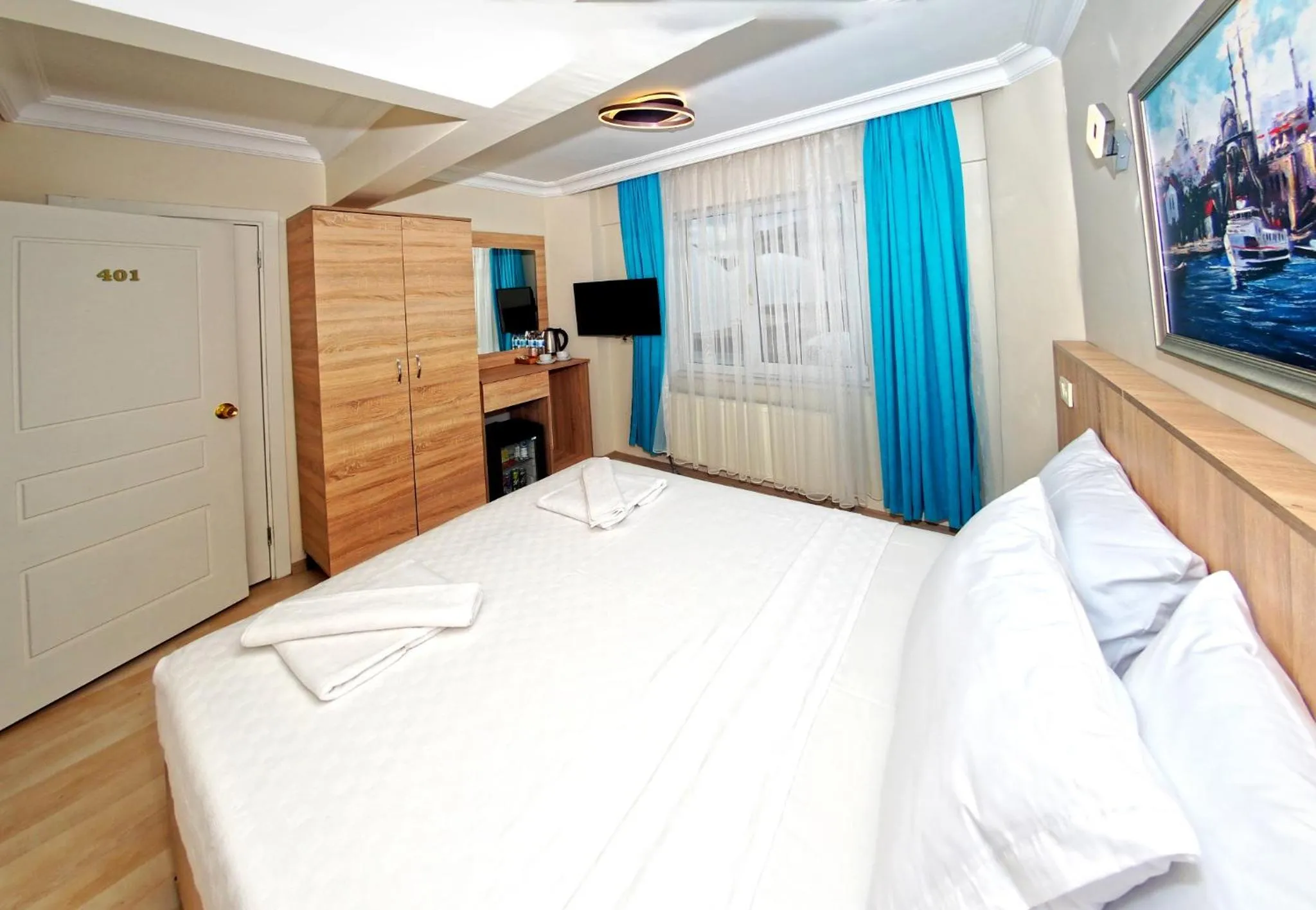 Bed in Le Safran Palace Hotel