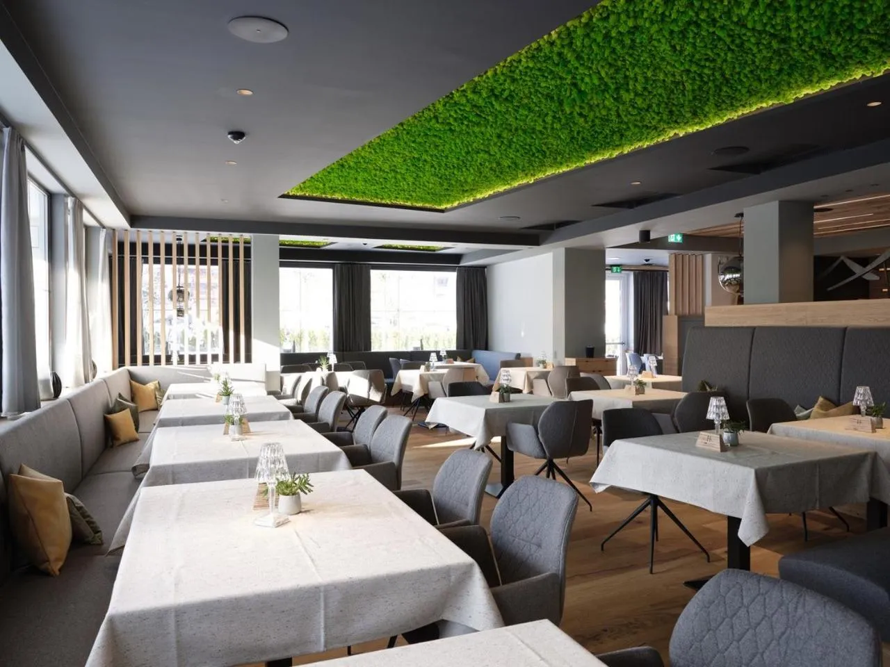 Restaurant/places to eat in Hotel & Appartements Heigenhauser