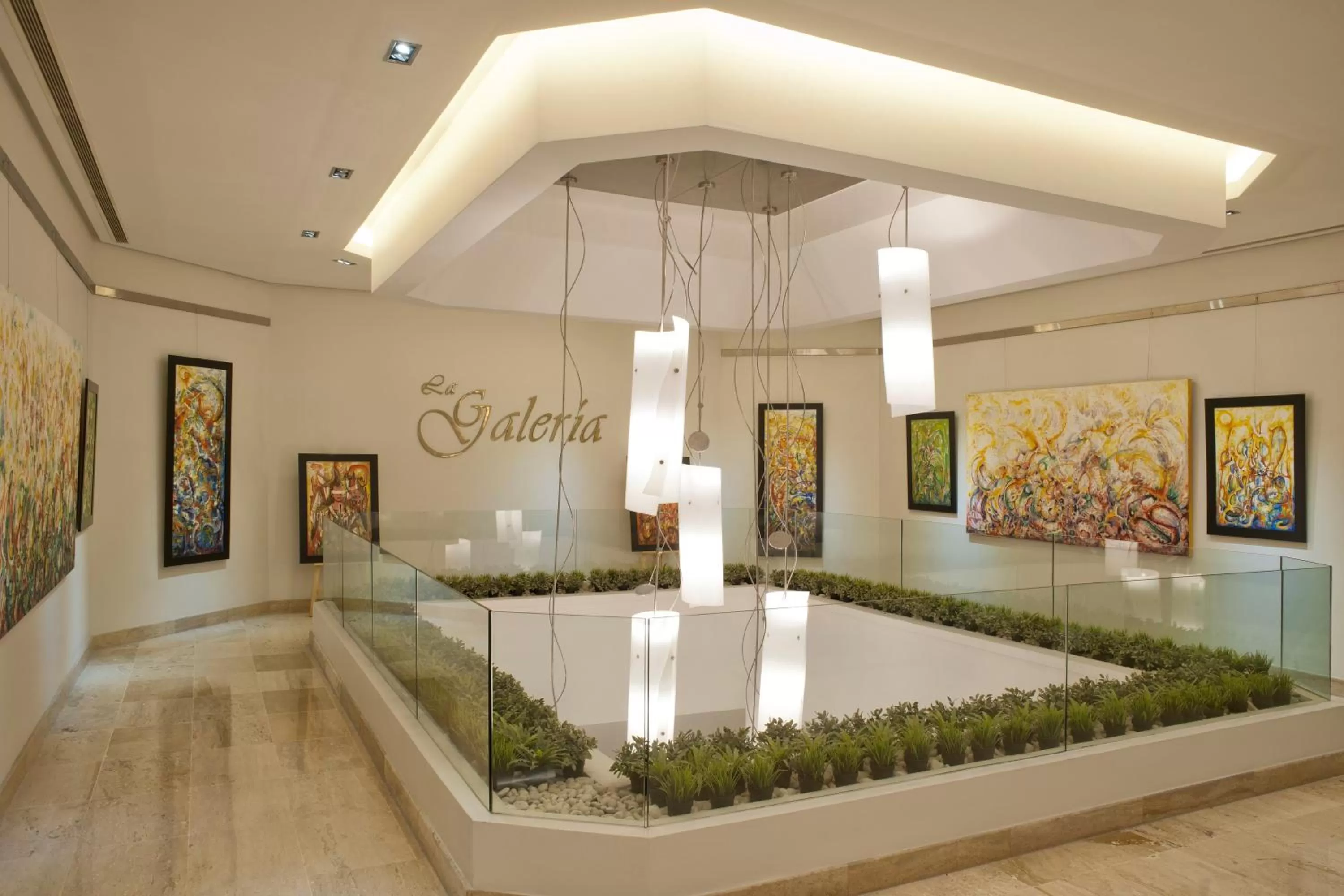 Lobby or reception in Crowne Plaza Santo Domingo by IHG