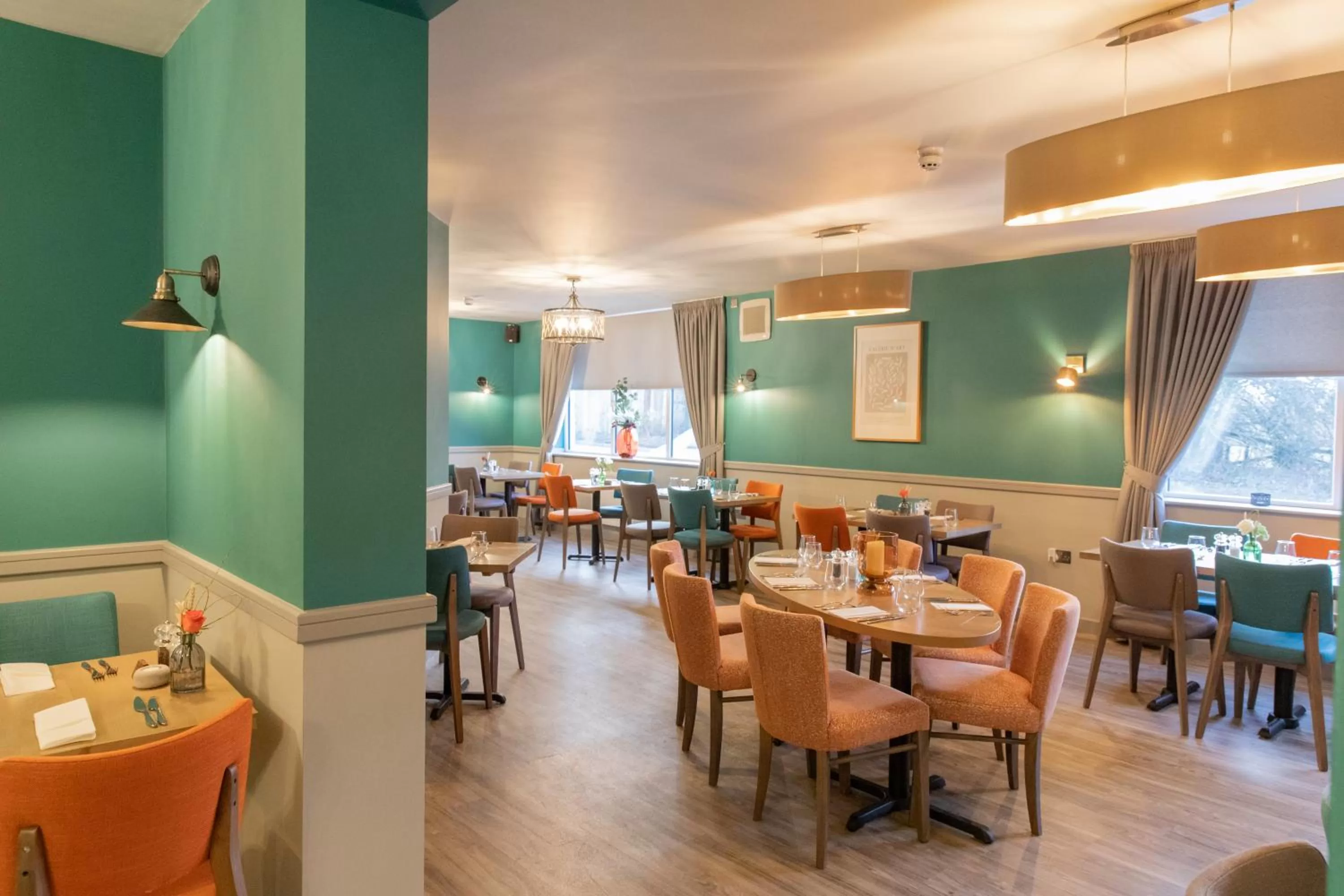 Restaurant/places to eat in Park Head Hotel