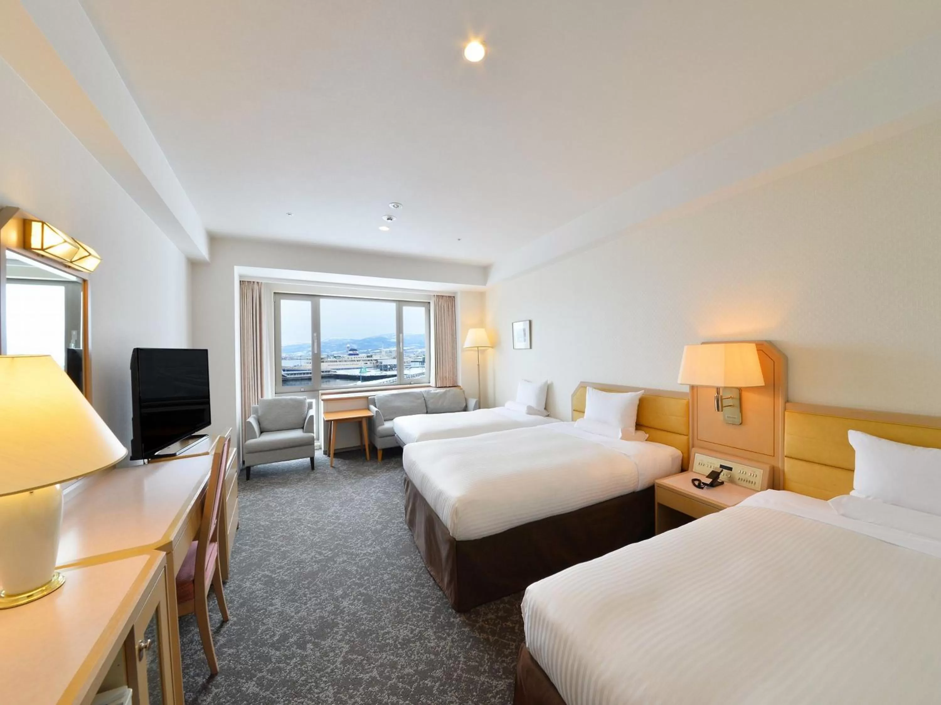 Photo of the whole room, Bed in Hakodate Kokusai Hotel