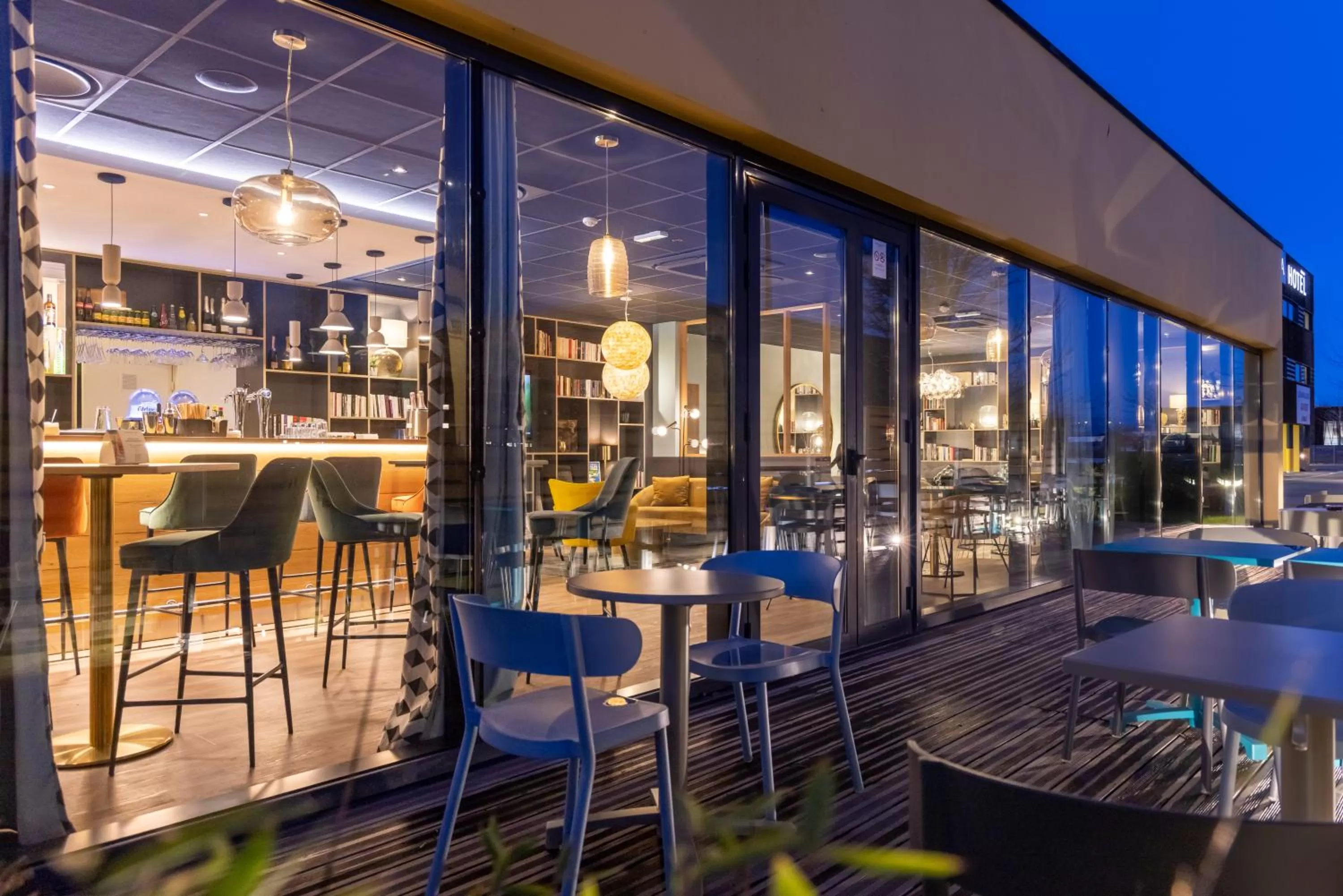 Patio in PADJA Hôtel & Spa Vannes