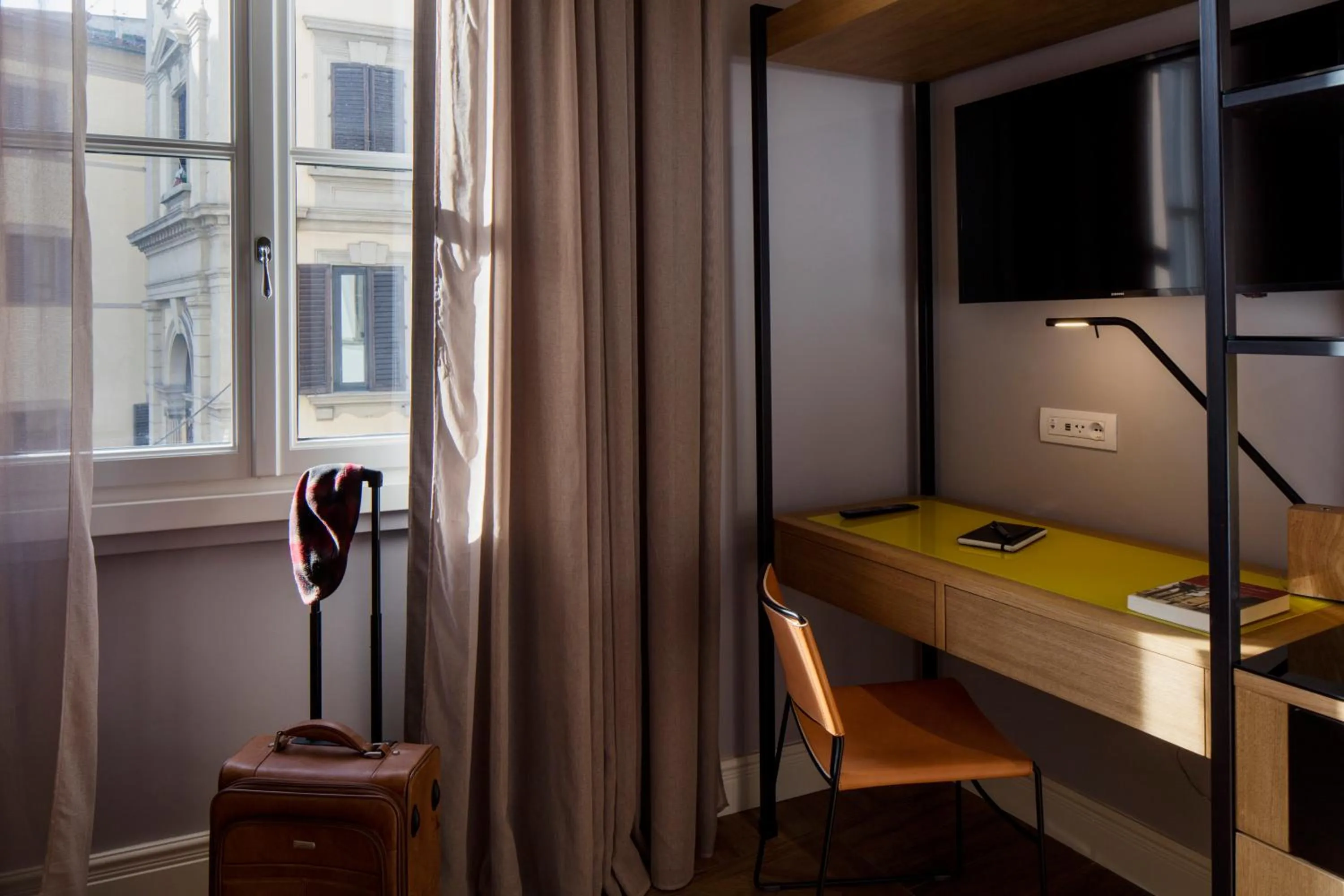 Photo of the whole room in The Frame Hotel