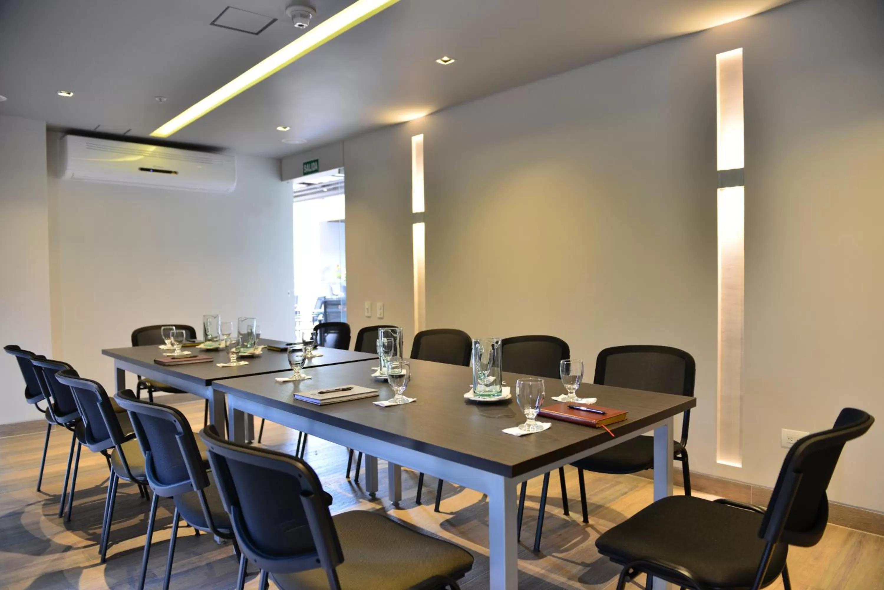 Meeting/conference room in Park V